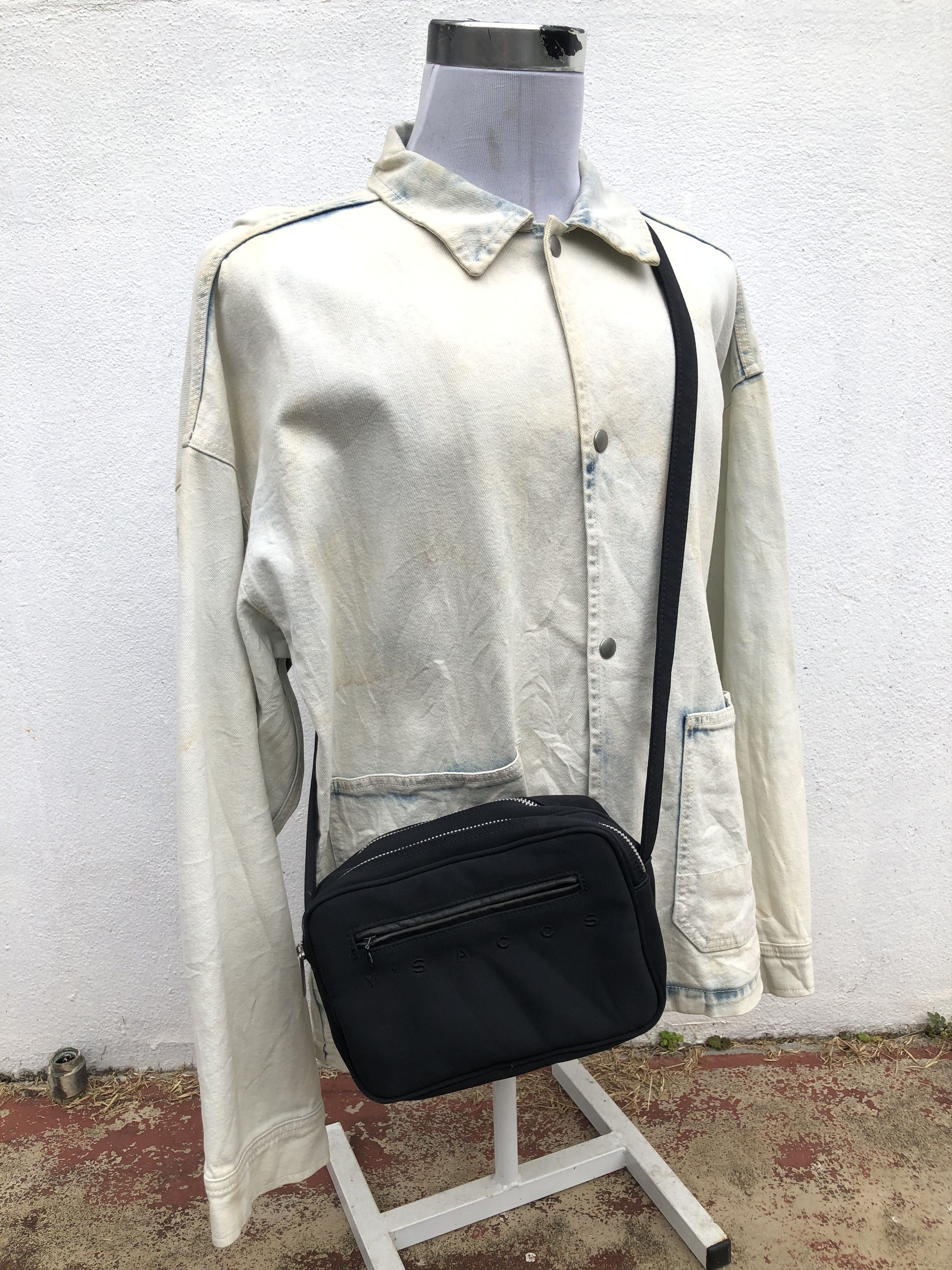 Yohji Yamamoto RARE🔥VINTAGE YOHJI Y’SACCS SMALL PADDED SPELL OUT SLING BAG Size ONE SIZE - 12 Thumbnail