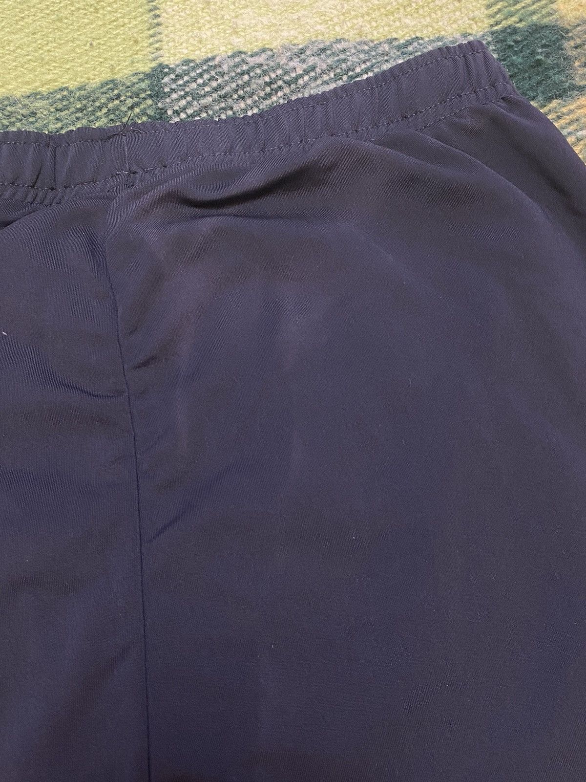 Umbro Vintage 90s Umbro shorts streetwear y2k casual size Xs Size US 28 / EU 44 - 3 Thumbnail