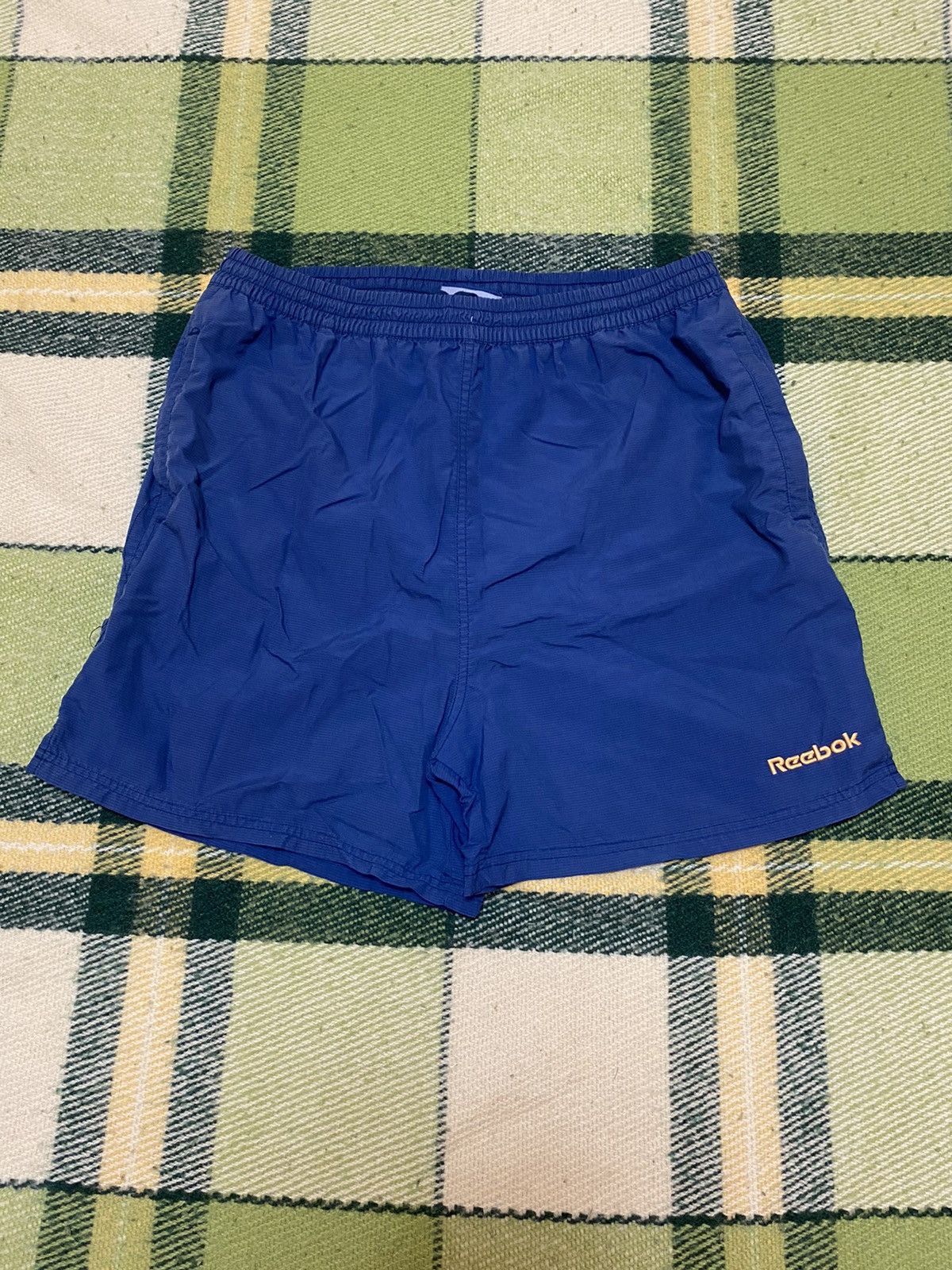Reebok Vintage Reebok shorts streetwear casual y2k style size M Size US 32 / EU 48 - 1 Thumbnail