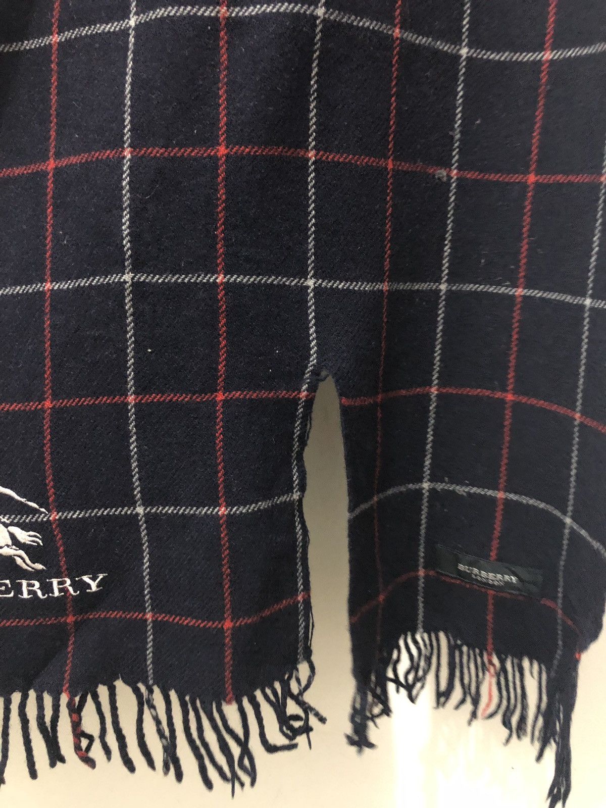 Burberry Burberry Scarves Size ONE SIZE - 3 Thumbnail