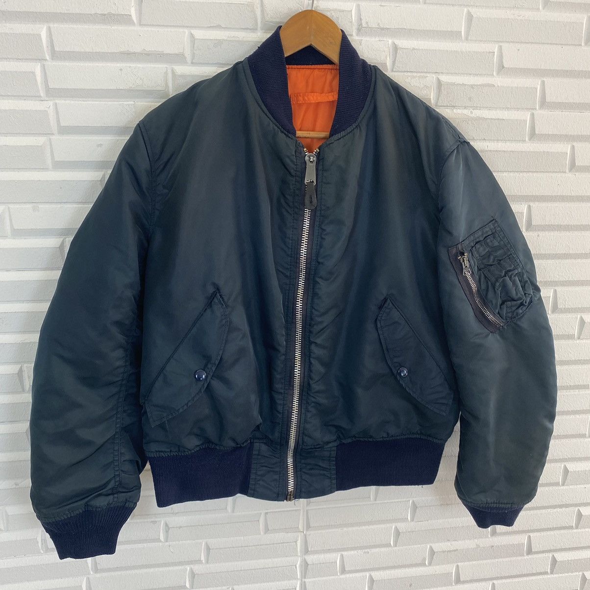 Alpha Industries VINTAGE ALPHA MA-1 REVERSIBLE BOMBER JACKET Size US M / EU 48-50 / 2 - 5 Thumbnail