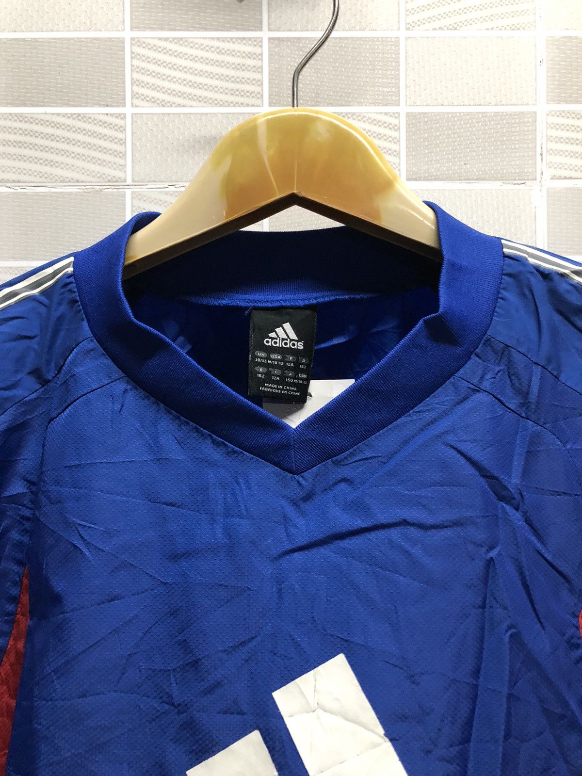Adidas Adidas shirt Size US M / EU 48-50 / 2 - 4 Thumbnail
