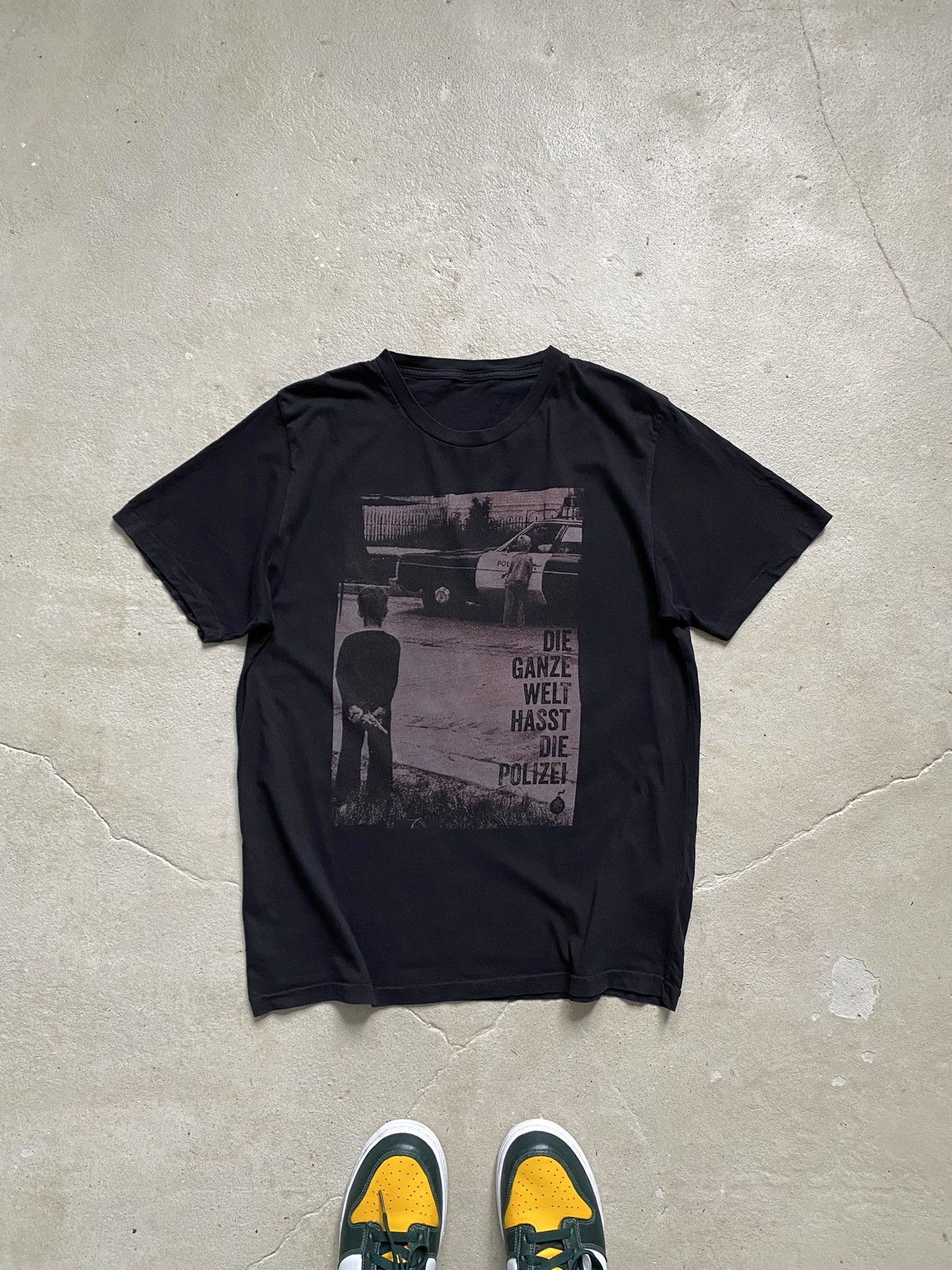 Band Tees ACAB The whole world hates the police Band T Shirt Size US M / EU 48-50 / 2 - 1 Thumbnail
