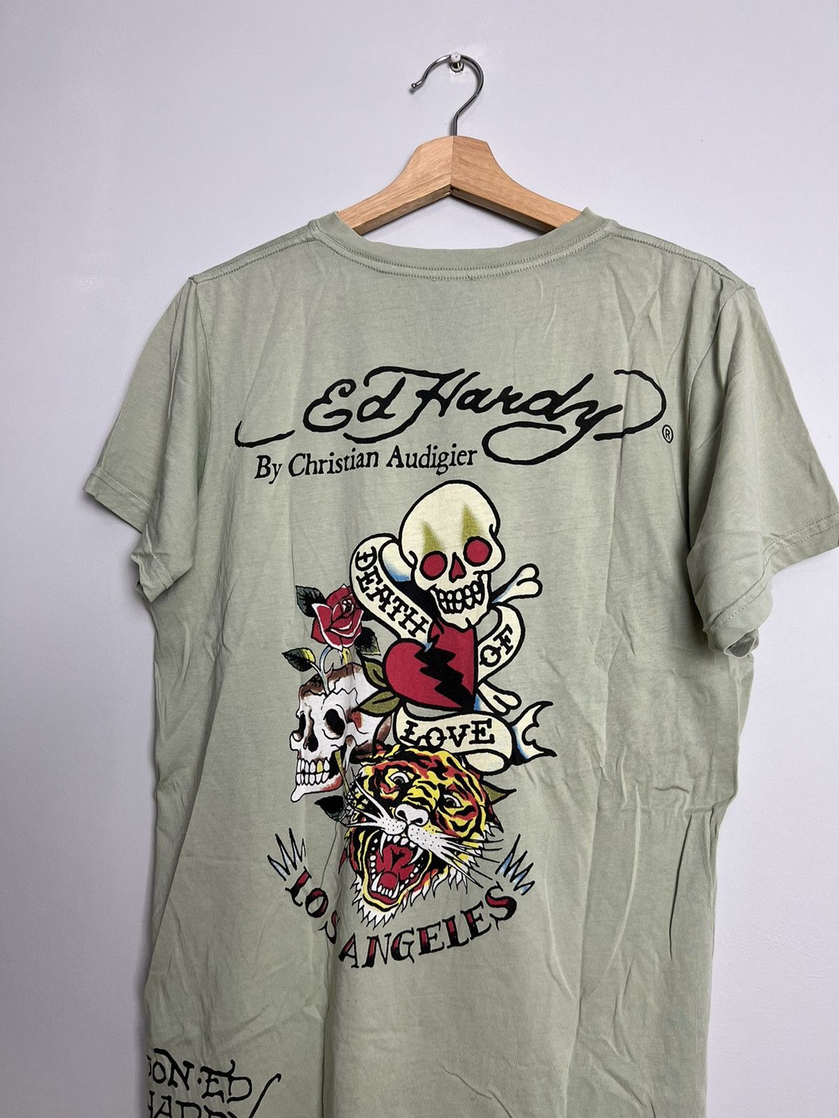 Ed Hardy Vintage Authentic Ed Hardy Button Tshirt y2k Drip Hype Size US L / EU 52-54 / 3 - 3 Thumbnail
