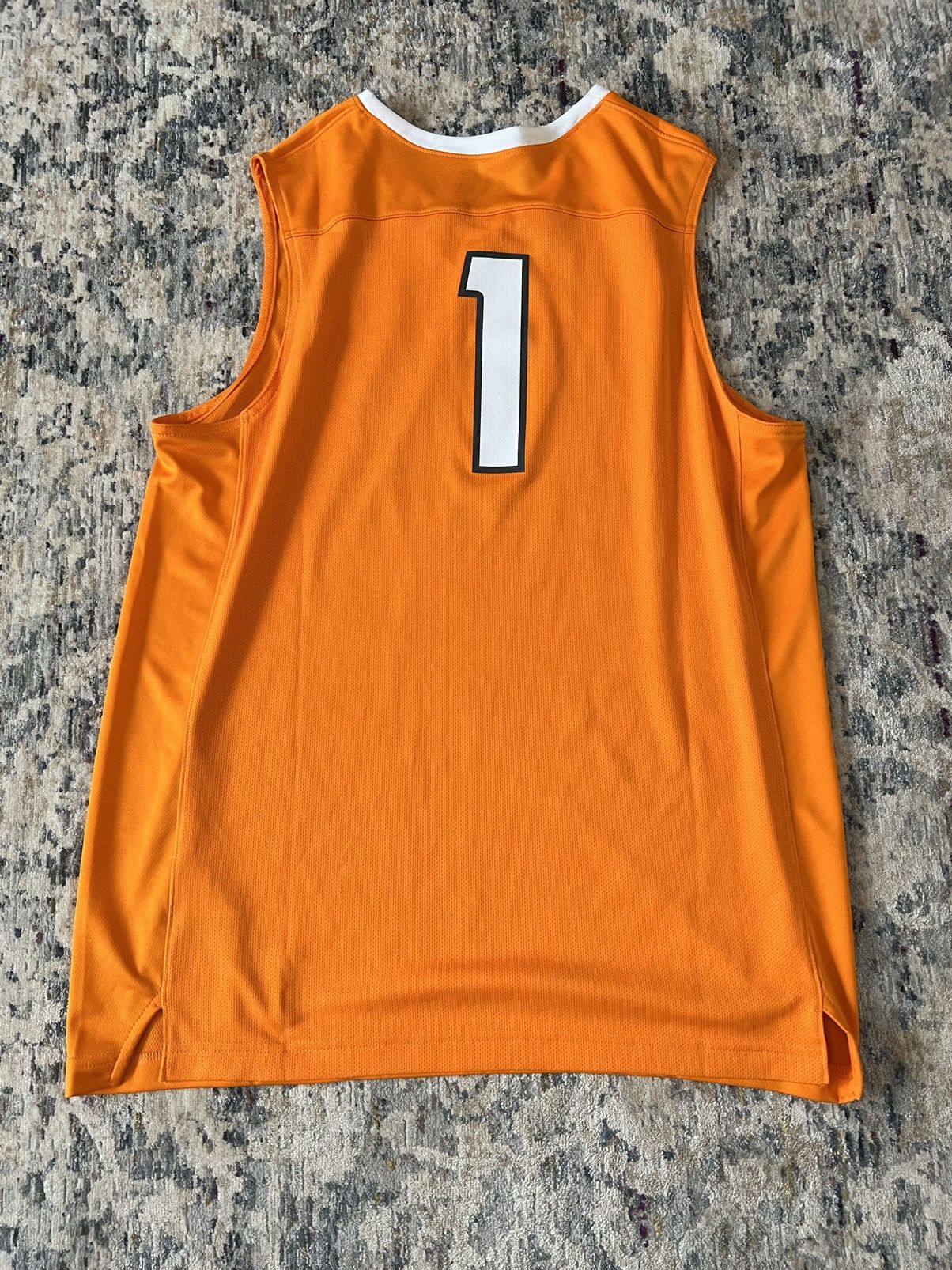 Nike Nike Tennessee Basketball Jersey Sz L Size US L / EU 52-54 / 3 - 3 Thumbnail