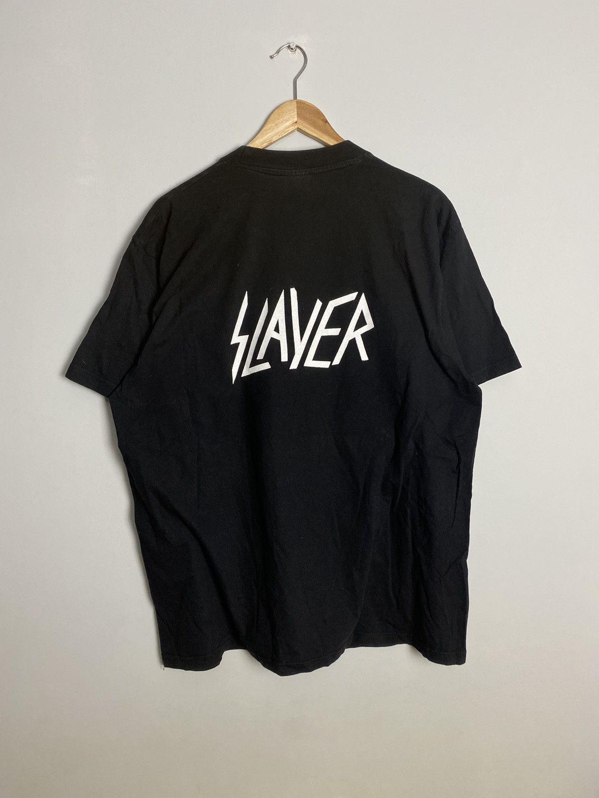Band Tees Vintage 90s Slayer Thrash Metal Band Tshirt L/XL Size US L / EU 52-54 / 3 - 2 Thumbnail