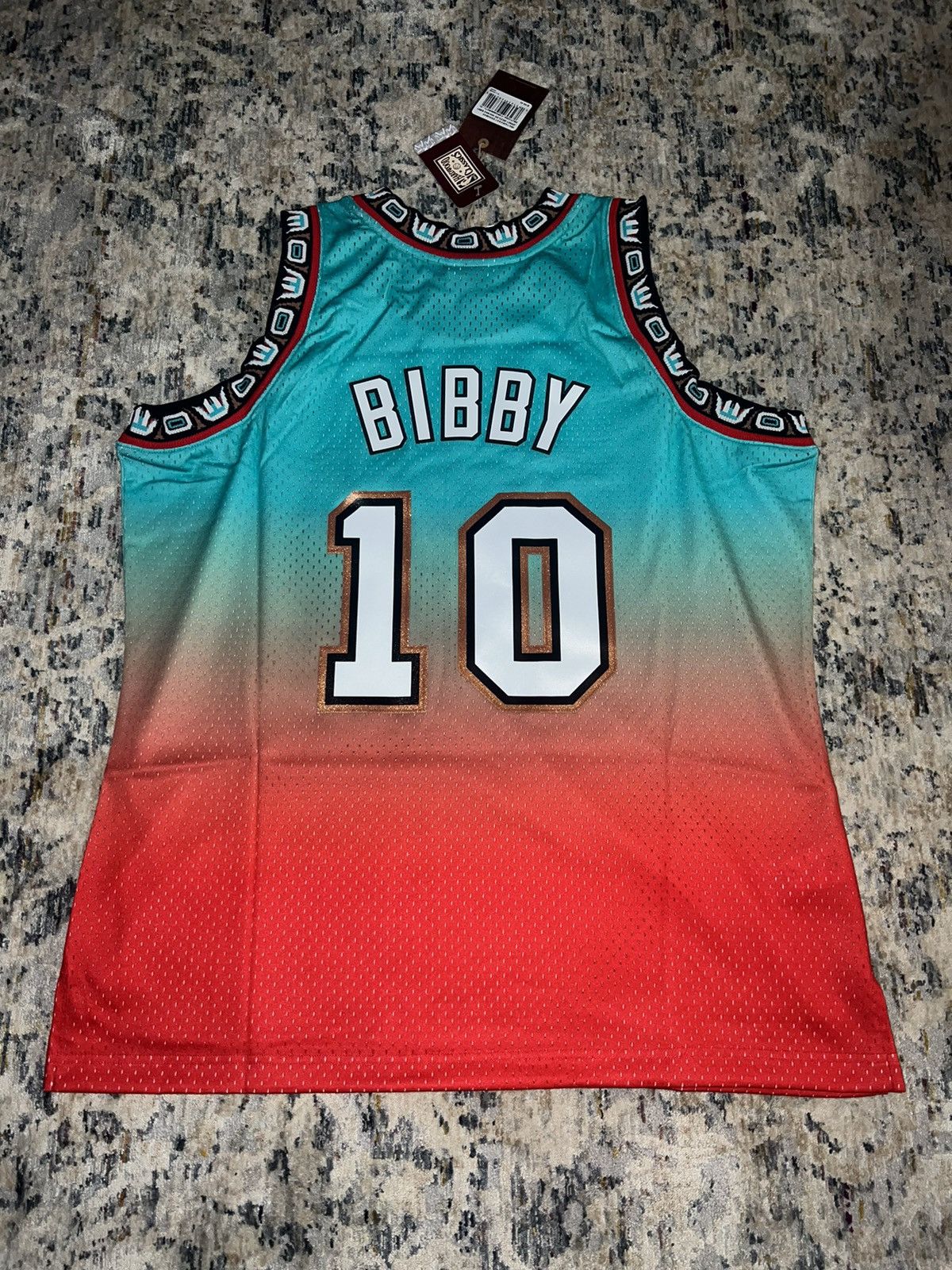 Mitchell & Ness Mike Bobby Mitchell & Ness Vancouver Grizzlies Jersey #10 Size US L / EU 52-54 / 3 - 4 Thumbnail