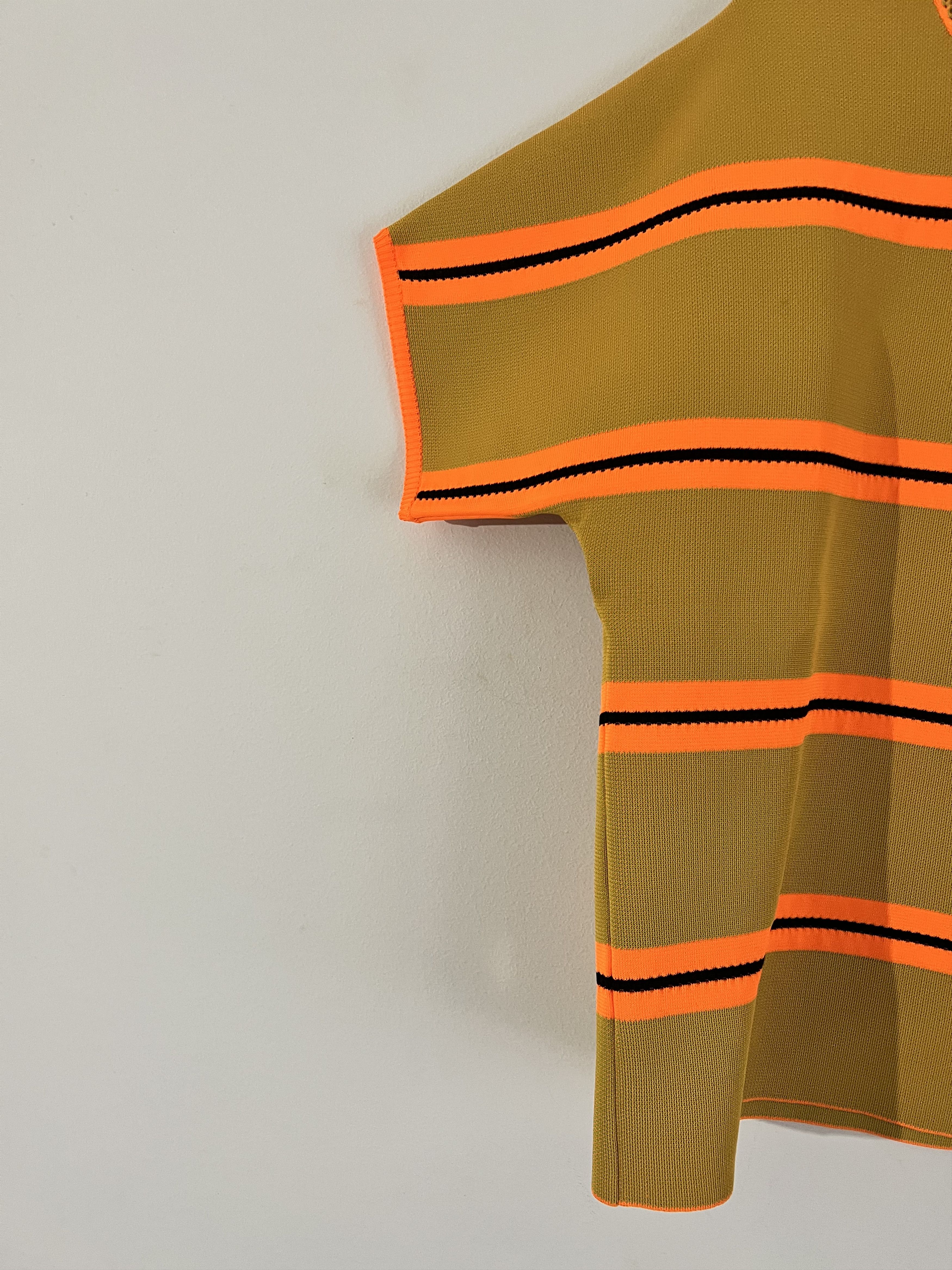 Maison Margiela T-shirt Knit by Maison Margiela Size US L / EU 52-54 / 3 - 3 Thumbnail