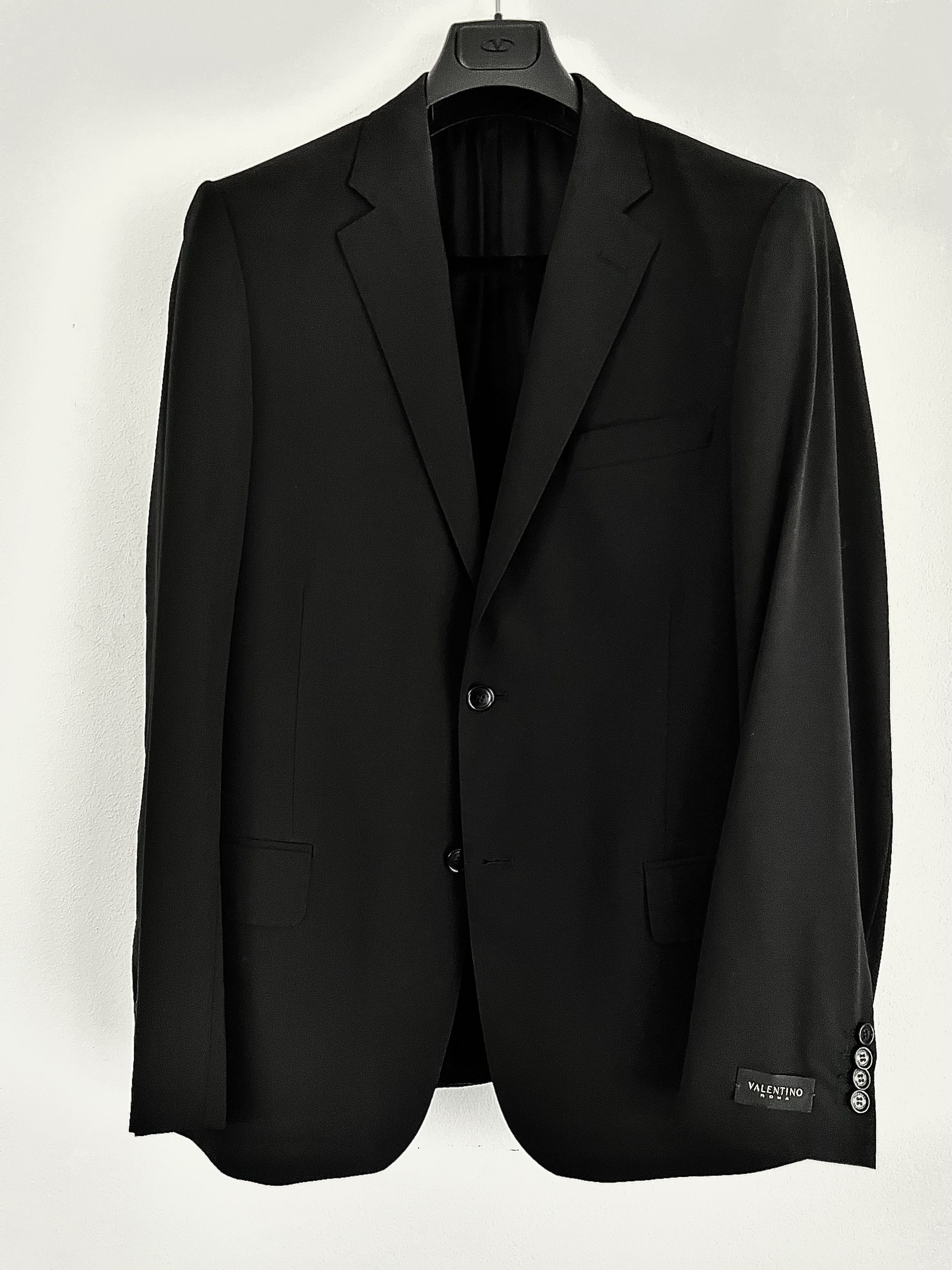 Valentino Suits single breasted Virgin Wool Size 40R - 2 Thumbnail
