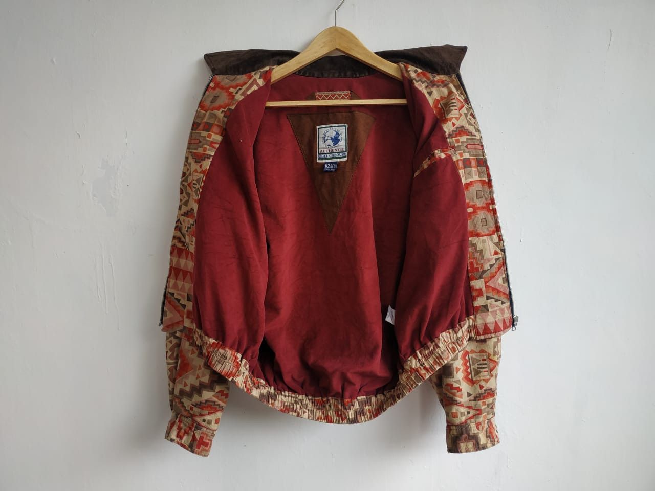 Nigel Cabourn Fit S to M, Vintage Nigel Cabourn Ethnic Pattern Bomber Size US M / EU 48-50 / 2 - 6 Thumbnail