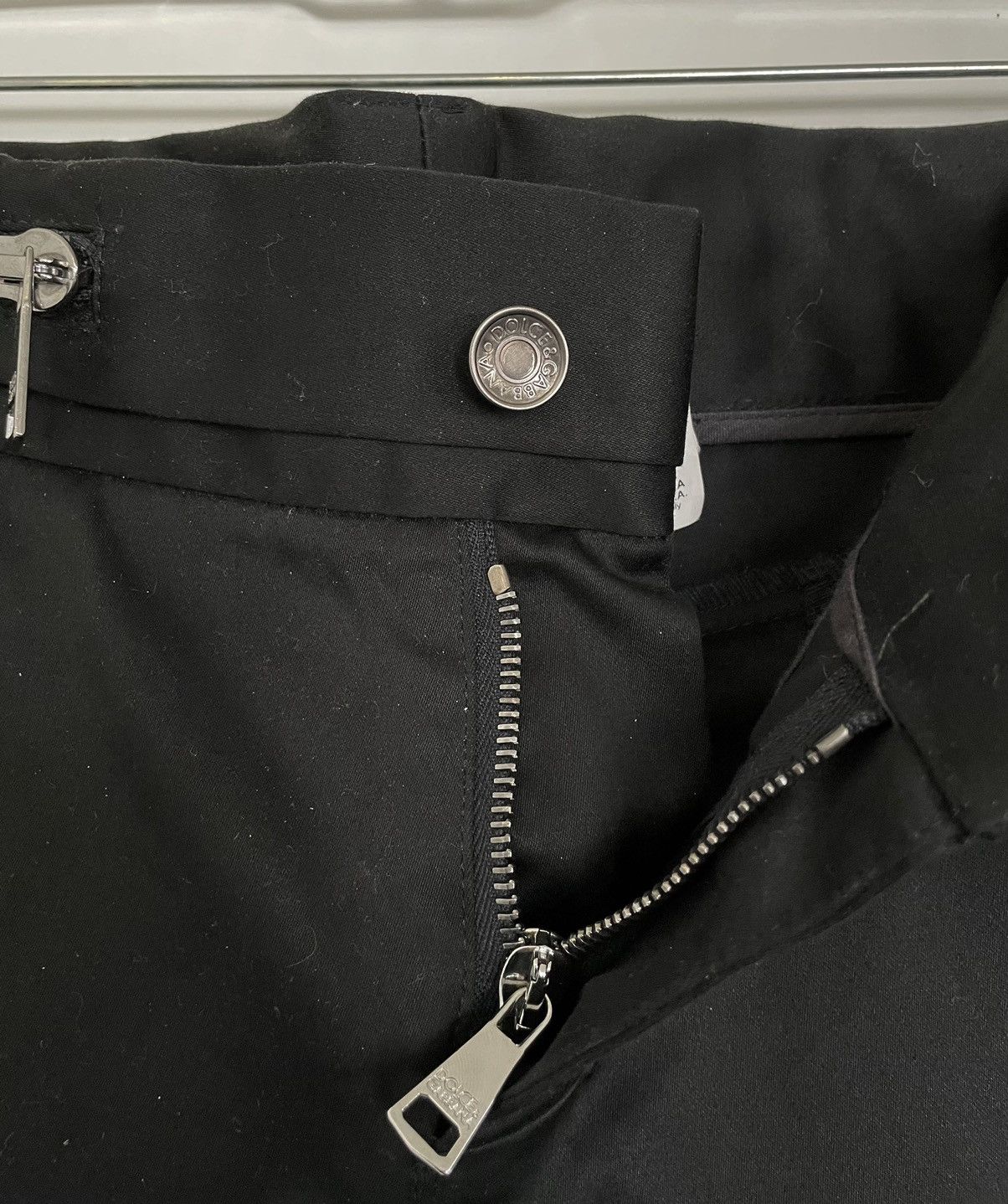 Dolce & Gabbana Dolce & Gabbana Bondage Cargo Pleated Zipper Slacks Size 30 Size US 30 / EU 46 - 13 Thumbnail