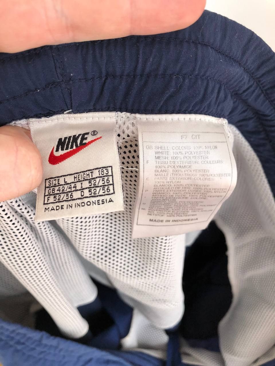 Nike Vintage Nike Shorts big logo Size US 34 / EU 50 - 4 Thumbnail