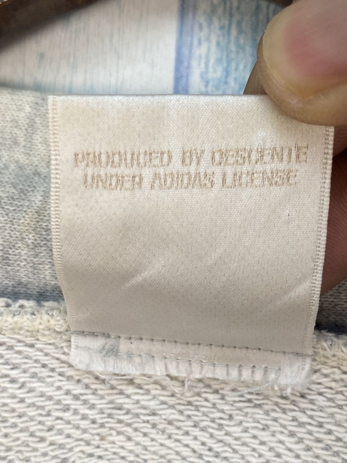 Adidas Vintage Adidas 3 Stripe Sweatshirt Size US L / EU 52-54 / 3 - 10 Thumbnail