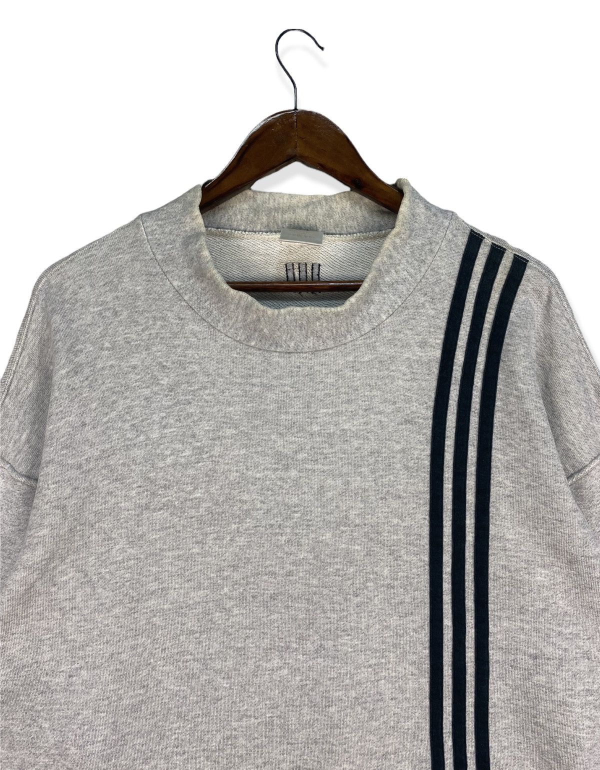 Adidas Vintage Adidas 3 Stripe Sweatshirt Size US L / EU 52-54 / 3 - 2 Thumbnail