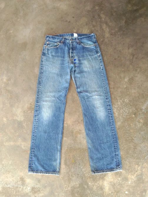 Levi's Vintage Levi's 501 Straight Leg Distressed Jeans 33x34 Size US 33 - 1 Thumbnail