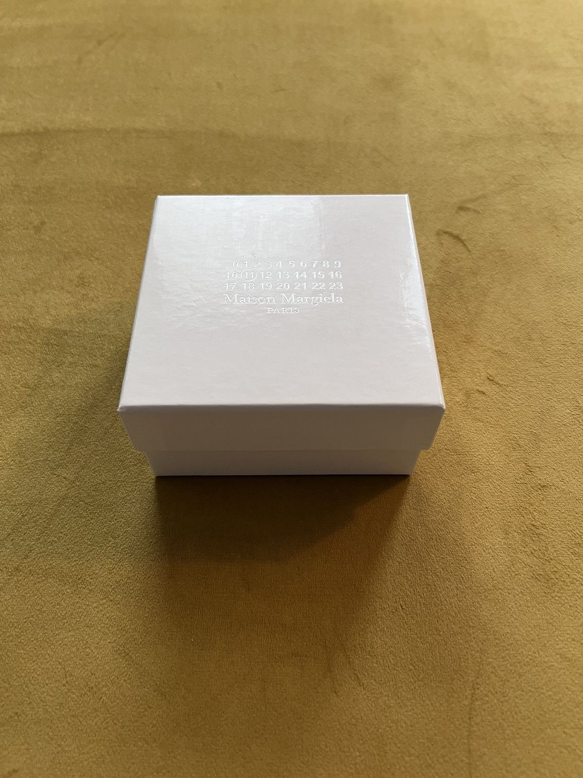 Maison Margiela Line 11 Margiela brass ‘credit card’ keyring/keychain, Italy Size ONE SIZE - 5 Thumbnail