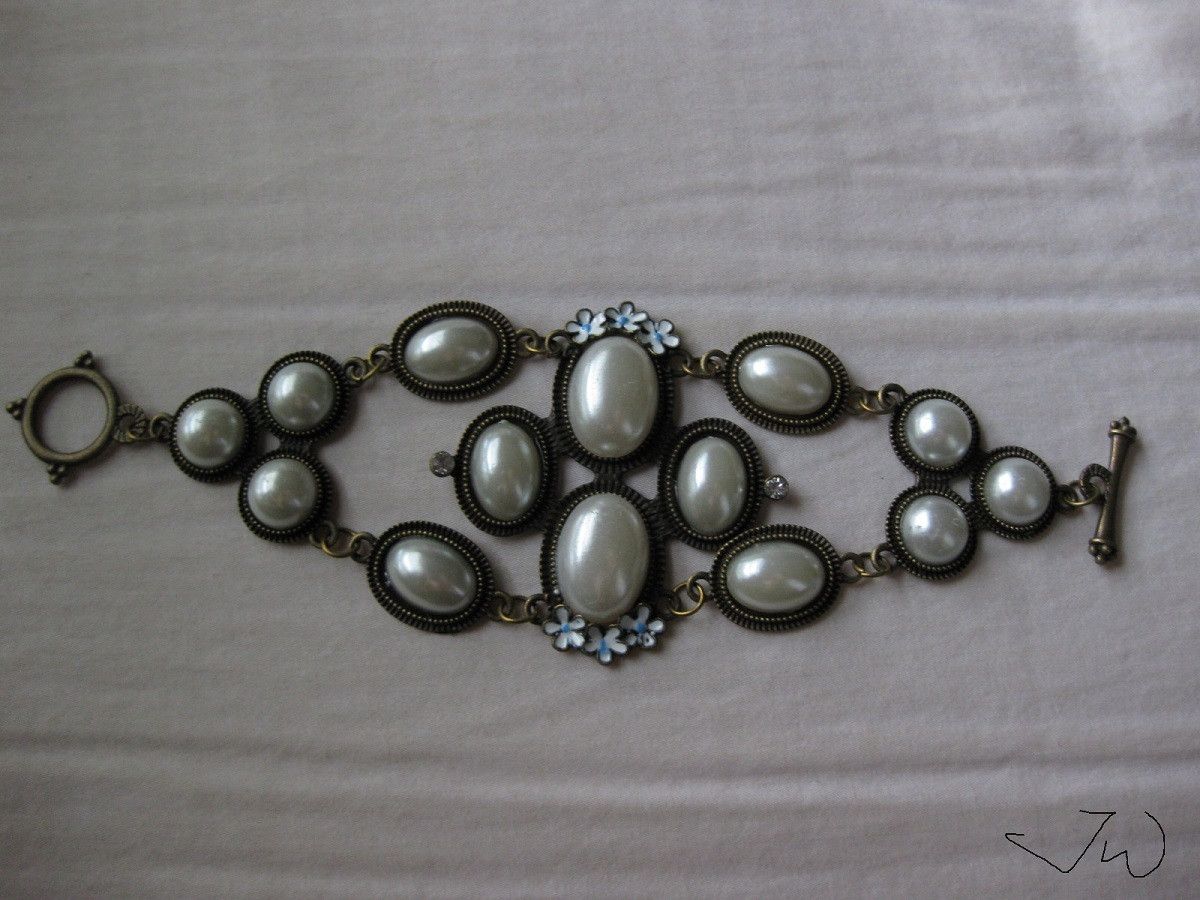 Jewelry × Vintage White Beads Bronze Chain Bracelet with czs Size ONE SIZE - 1 Thumbnail