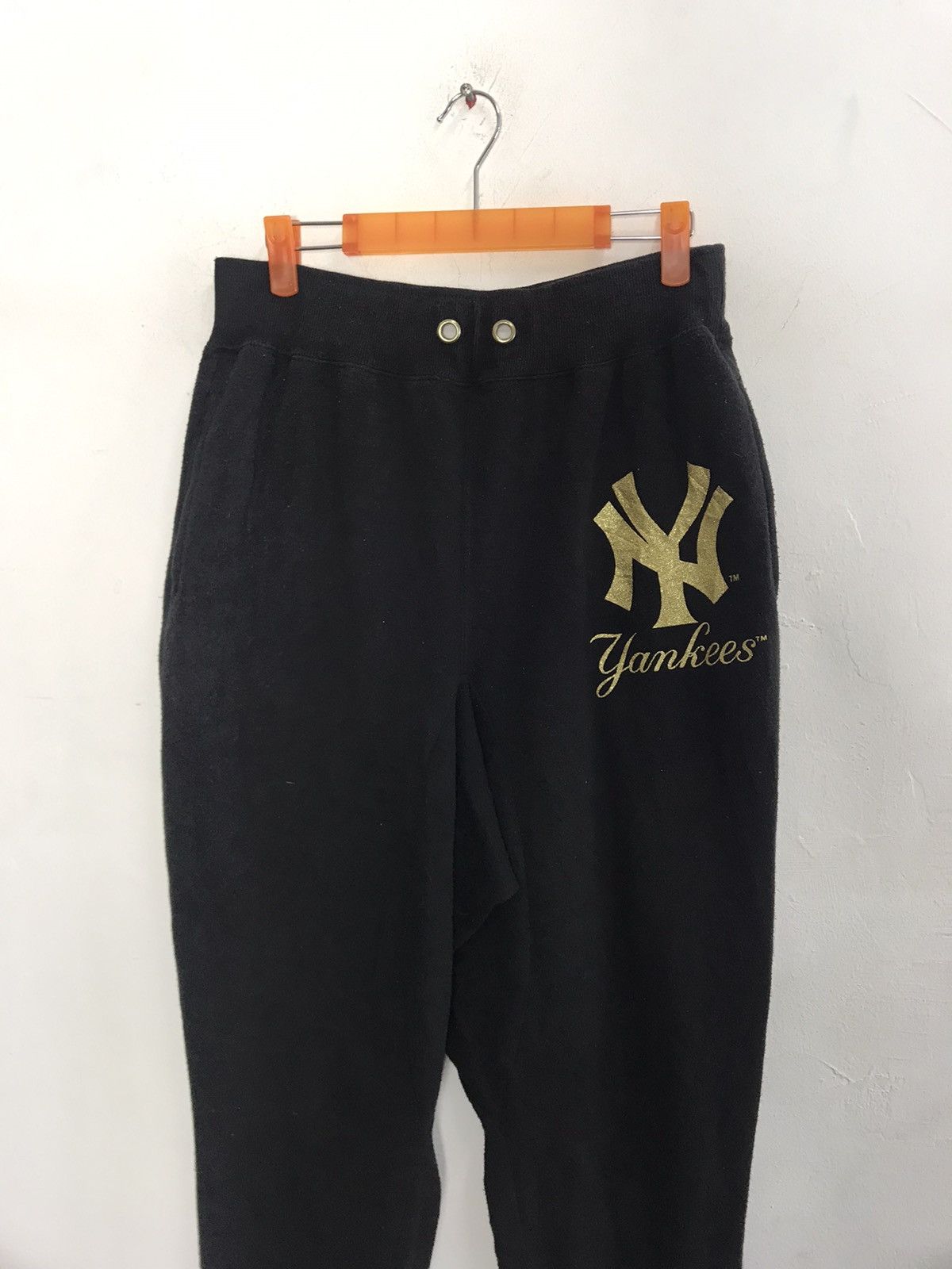 MLB New York Yankees Tracksuit Jogger Pant Fits Size 28-31 Size US 30 / EU 46 - 3 Thumbnail