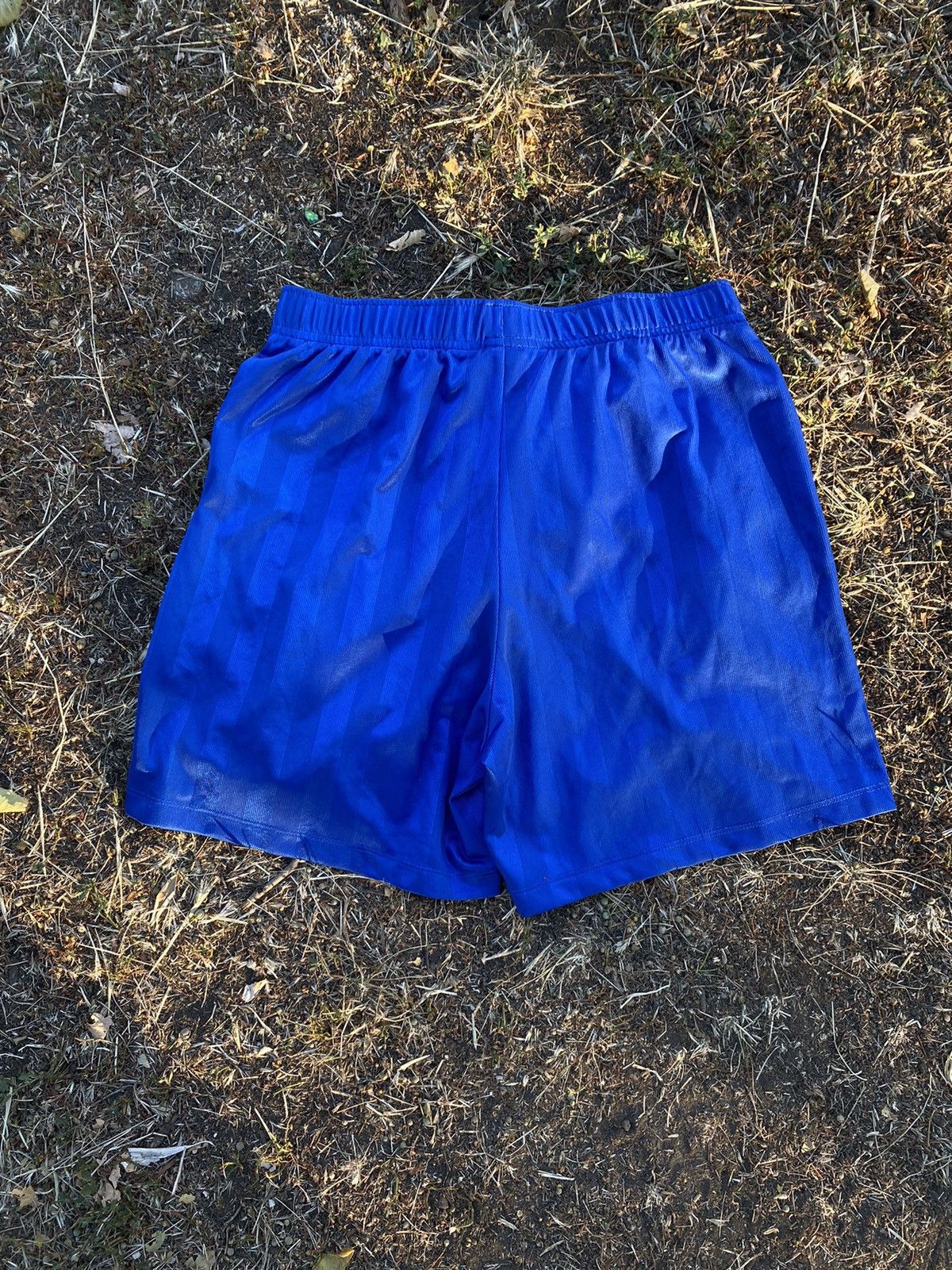 Nike Vintage 90s Nike shorts streetwear swoosh casual y2k size S Size US 30 / EU 46 - 2 Thumbnail