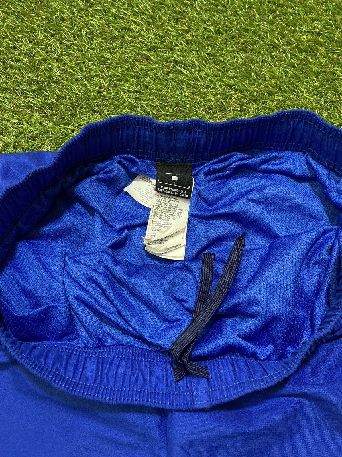 Nike Vintage Nike shorts streetwear swoosh casual y2k size L Size US 34 / EU 50 - 4 Thumbnail
