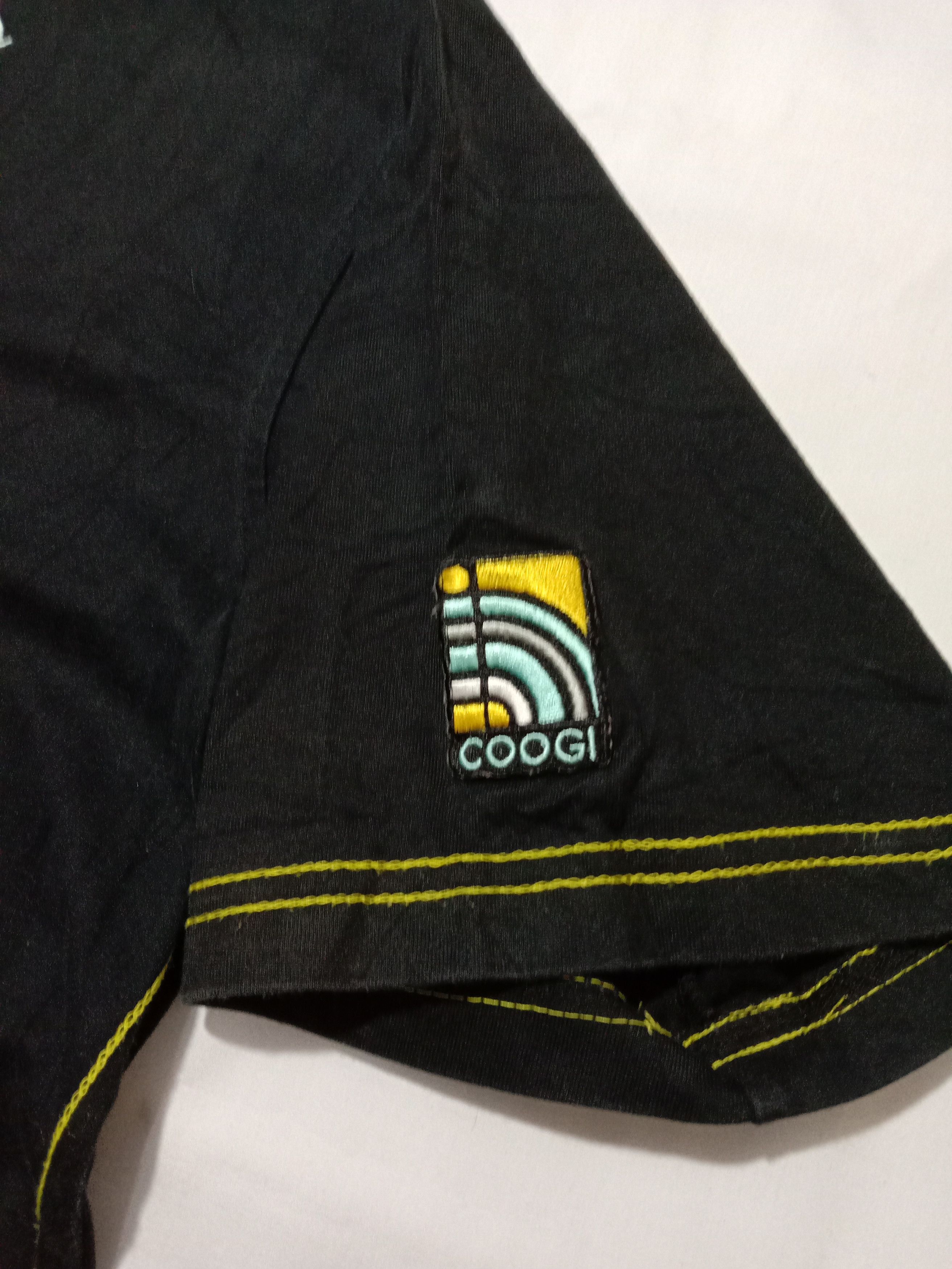 Coogi Coogi Its More Than a Sweater Black Tee Embroidery Logo Size US L / EU 52-54 / 3 - 4 Thumbnail