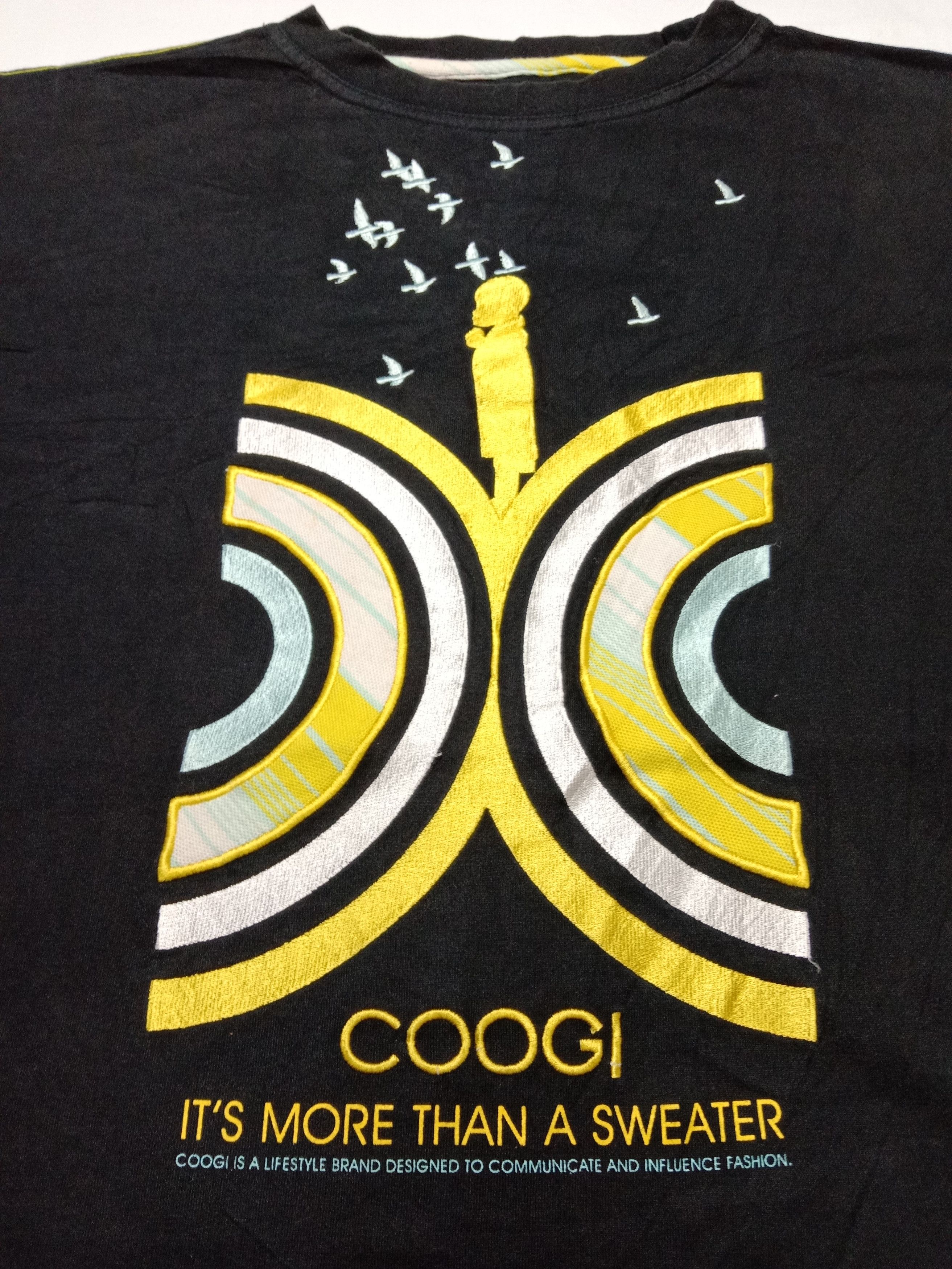 Coogi Coogi Its More Than a Sweater Black Tee Embroidery Logo Size US L / EU 52-54 / 3 - 2 Thumbnail