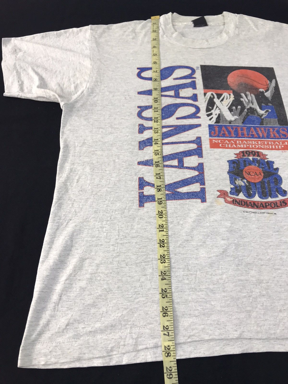 NCAA 90s NCAA Basketball Jayhawks Kansas Indianapolis Tour Tee Size US XL / EU 56 / 4 - 8 Thumbnail