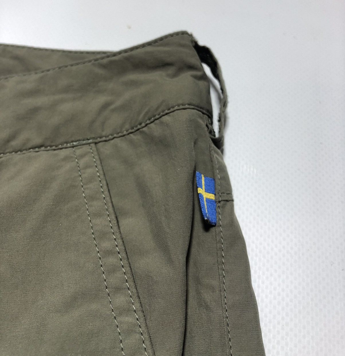 Fjallraven Vintage Fjallraven Cargo Pants-Shorts Size US 34 / EU 50 - 7 Thumbnail