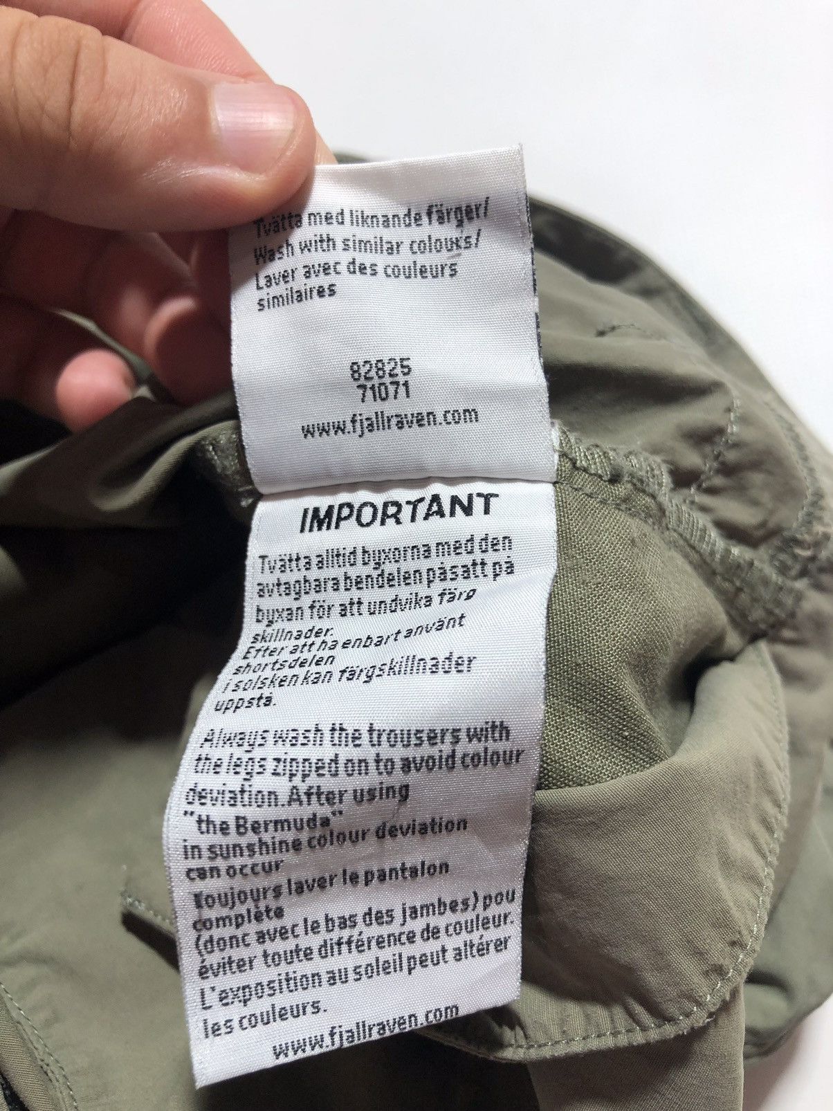 Fjallraven Vintage Fjallraven Cargo Pants-Shorts Size US 34 / EU 50 - 12 Thumbnail