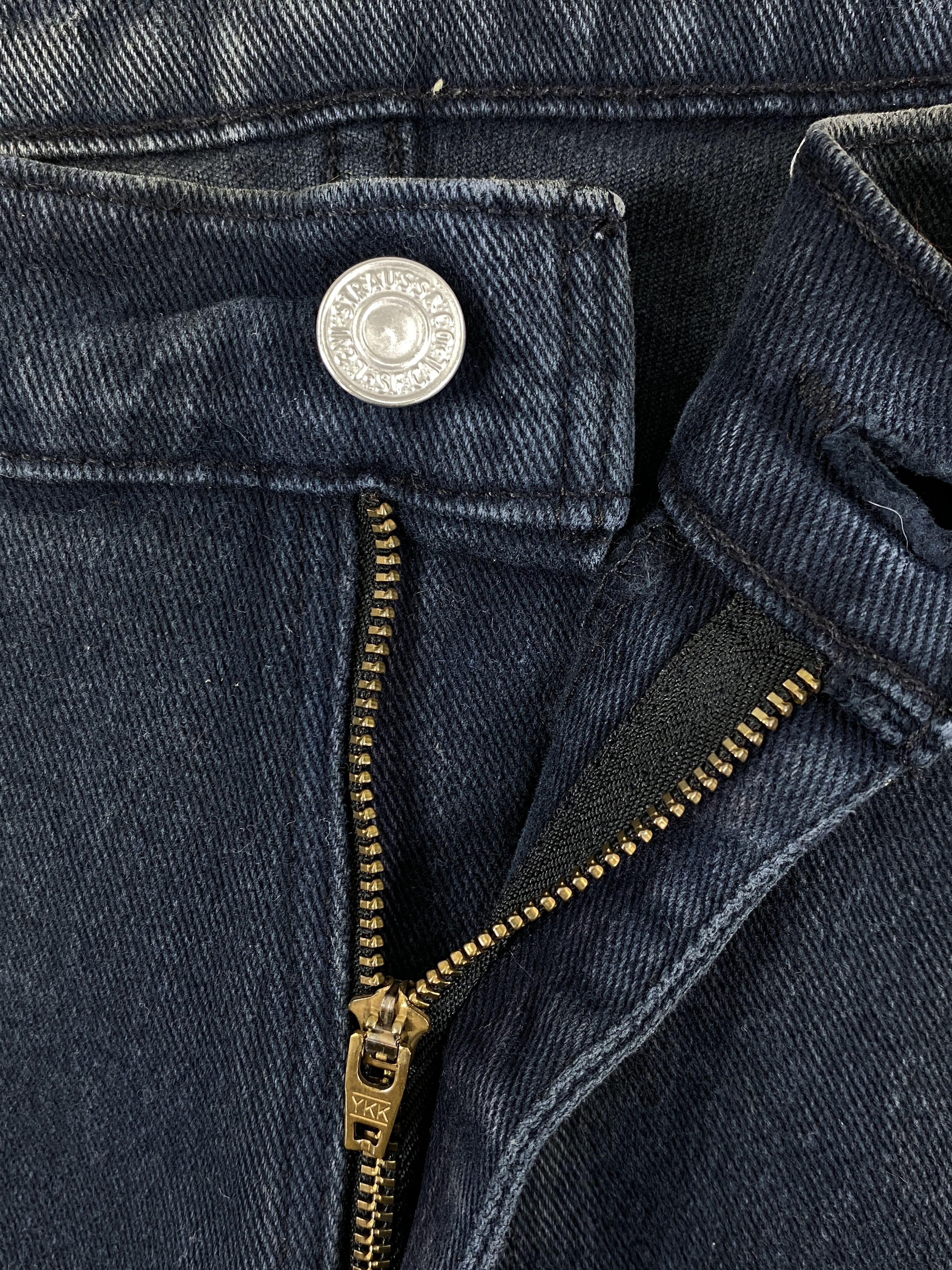 Levi's 90's Rare Dark Blue Vintage Levi's 912 USA 33x28 -JN1919 Size US 33 - 6 Thumbnail