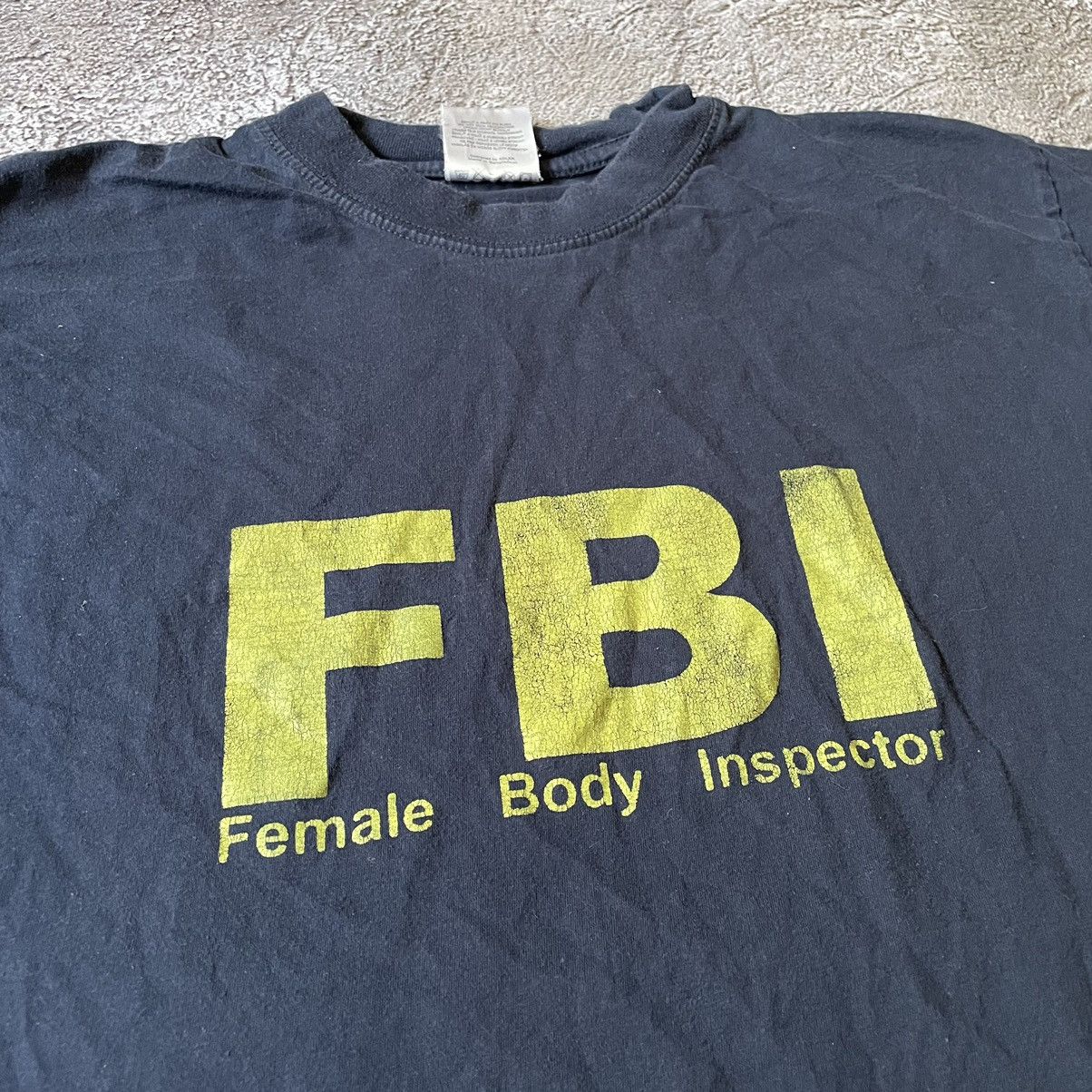 Vintage Vintage Y2K FBI Graphic Tee Sun Faded Streetwear Humor L Size US L / EU 52-54 / 3 - 7 Thumbnail