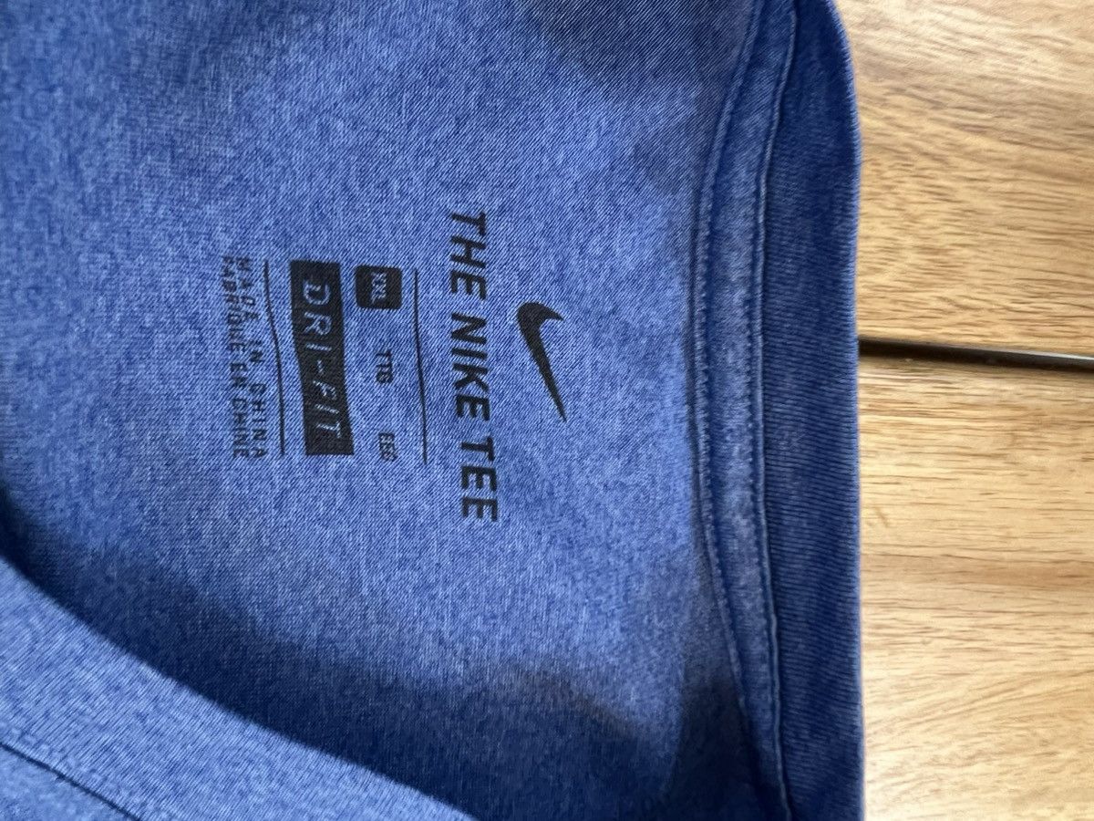 Nike Nike Dri-Fit Shirts Size US XL / EU 56 / 4 - 5 Thumbnail