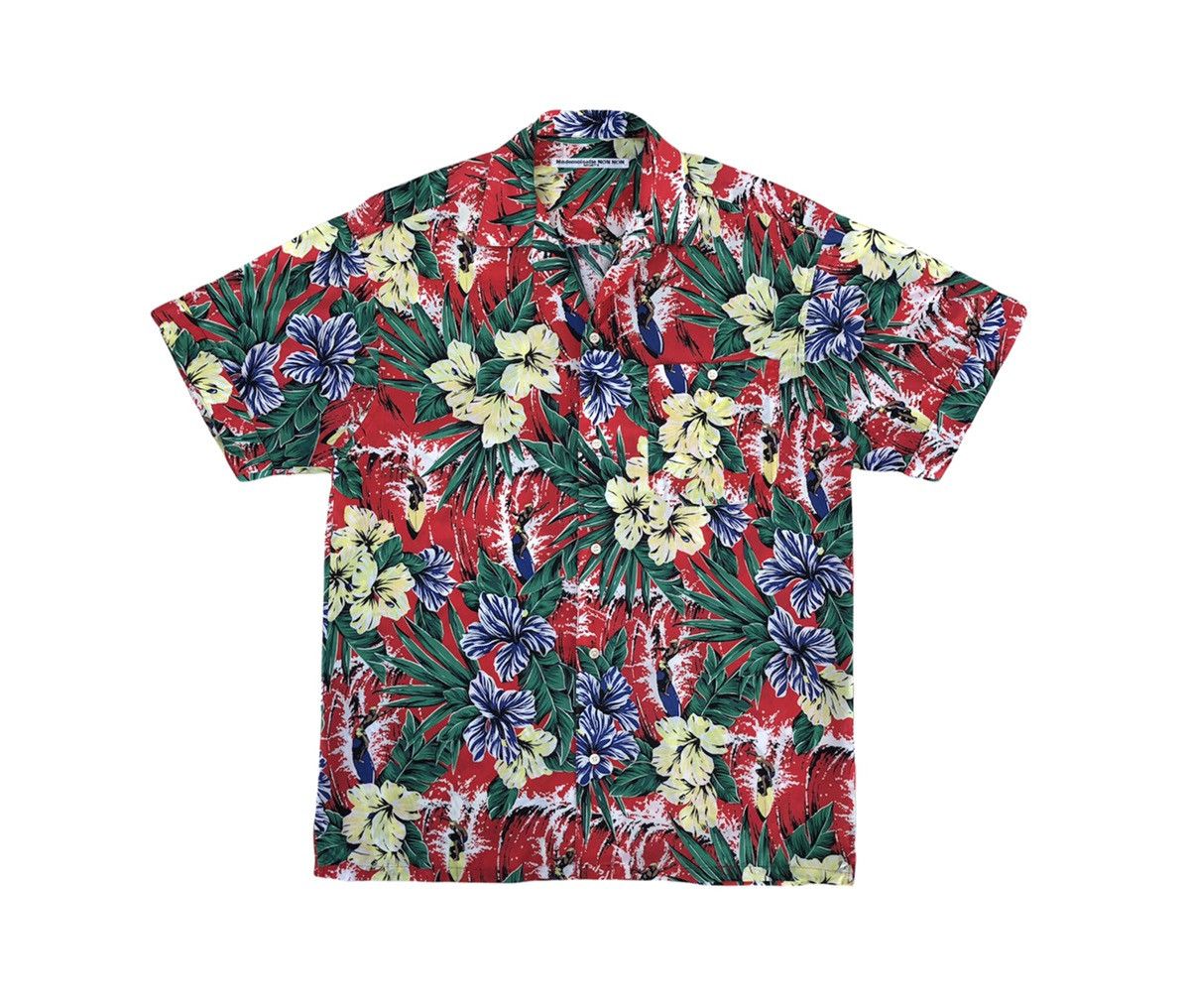 image of Hawaiian Shirt x Mademoiselle Non Non Papas Mademoiselle Non Hawaiian Flower Shirt in Red (Size Med