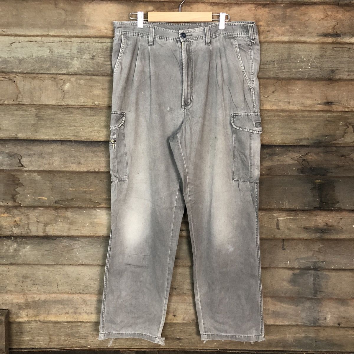 image of Faded Glory Japan Faded Grey Multipocket Cargo Pants C999, Men's (Size 34)