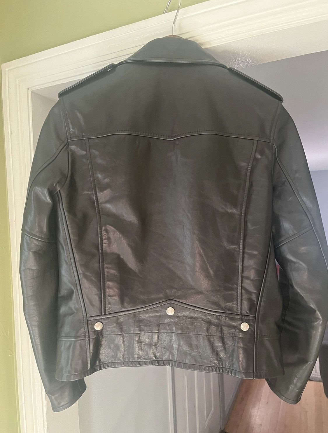 Hedi Slimane × Saint Laurent Paris Saint Laurent x Hedi Slimane Calfskin L01 Surf collection Size US S / EU 44-46 / 1 - 4 Thumbnail