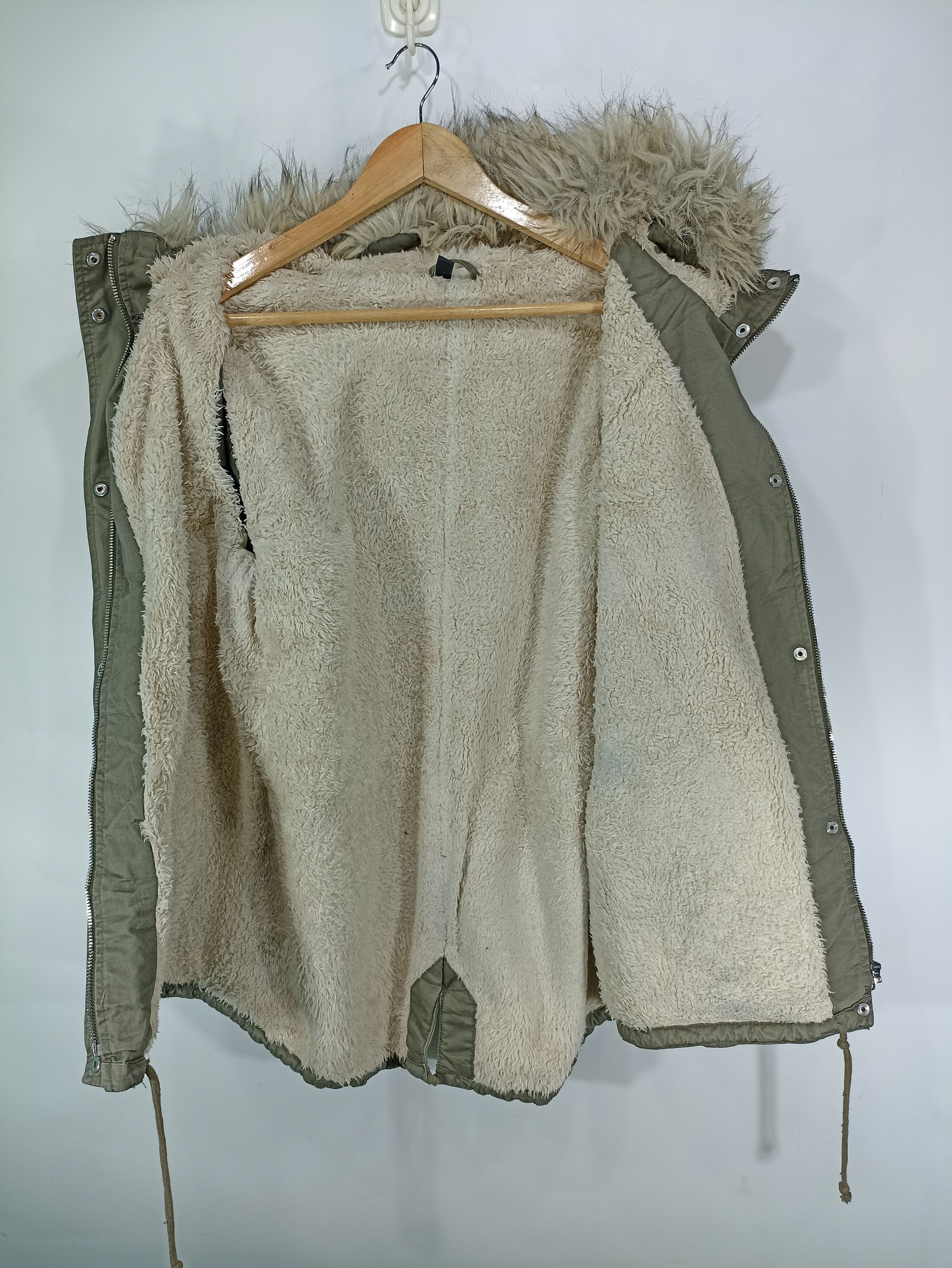 Divided × If Six Was Nine × Le Grande Bleu (L.G.B.) Divided Fur Hoodie Ifsixwasnine Lgb Styler Size US S / EU 44-46 / 1 - 4 Thumbnail