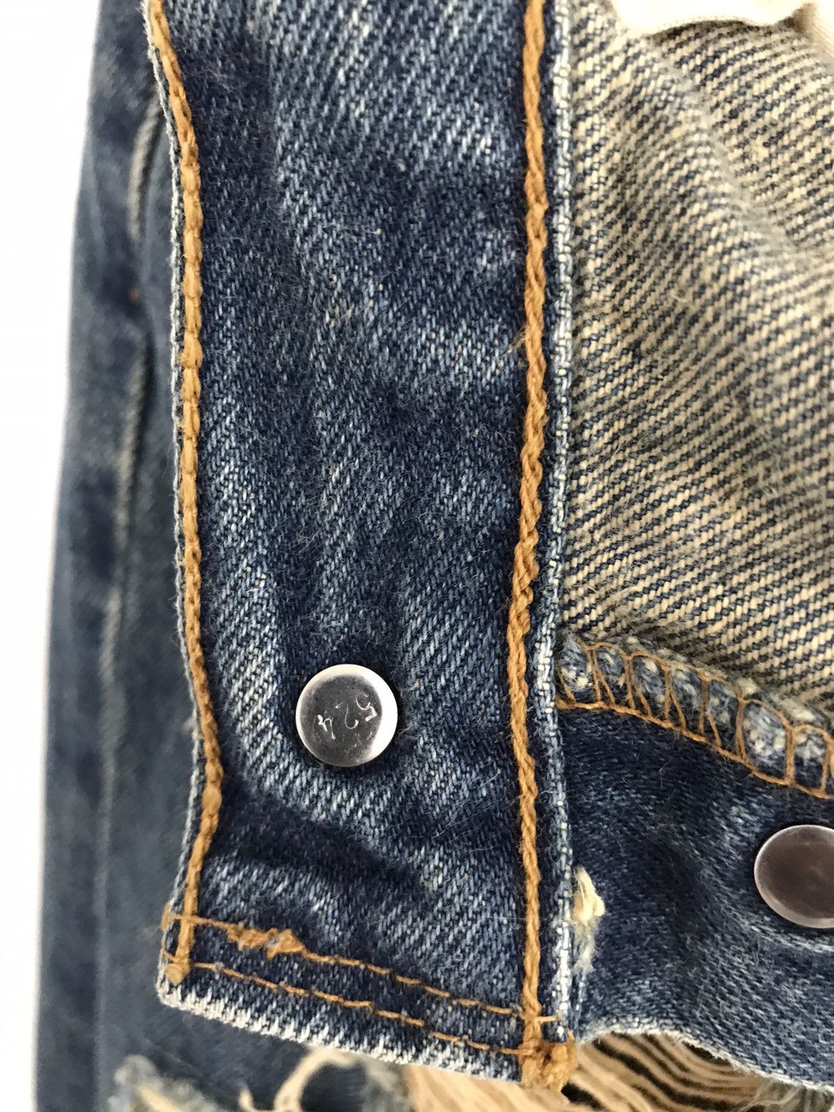 Levi's Vintage Clothing Vintage Levi’s 501 Destroyed Denim Jeans #524 Button Size US 31 - 12 Thumbnail