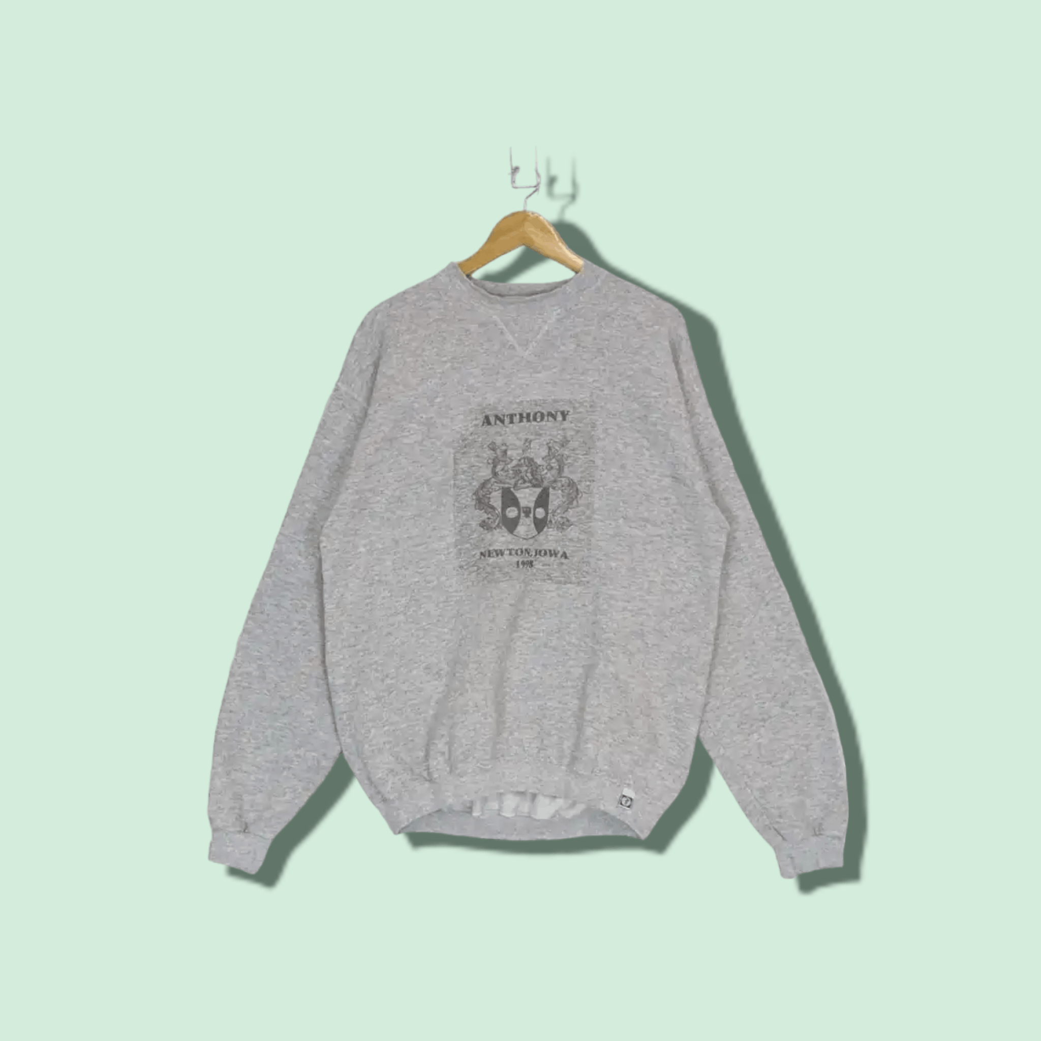 Vintage Vintage 90's ANTHONY Newton Iowa 1998 Jumper Sweatshirt Size US L / EU 52-54 / 3 - 1 Thumbnail