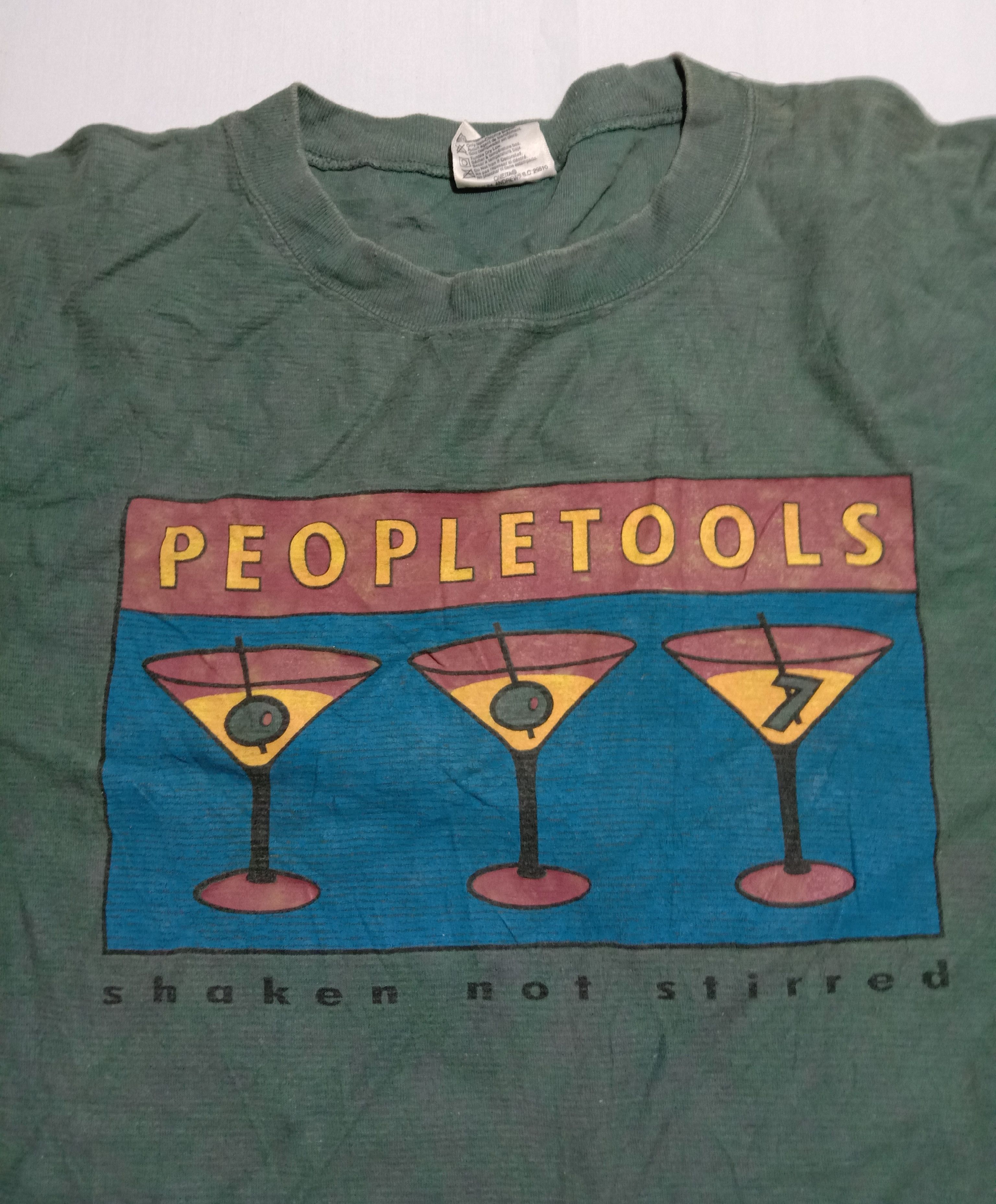 Vintage Vintage ONEITA T Shirt Made in USA 'People Tools' Size US XL / EU 56 / 4 - 2 Thumbnail