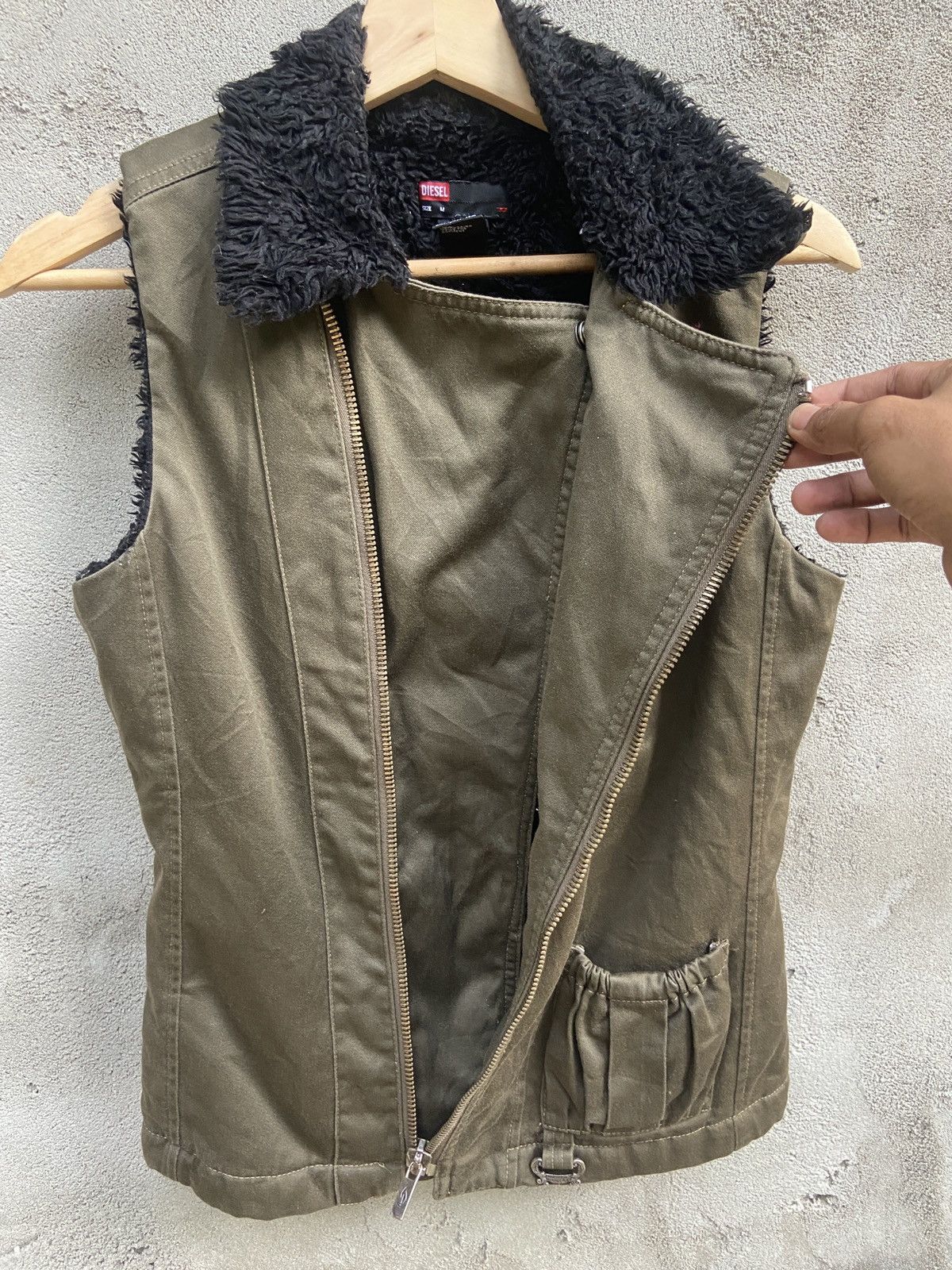 Diesel Vintage Diesel Sherpa Sleeveless Jacket Size M / US 6-8 / IT 42-44 - 5 Thumbnail
