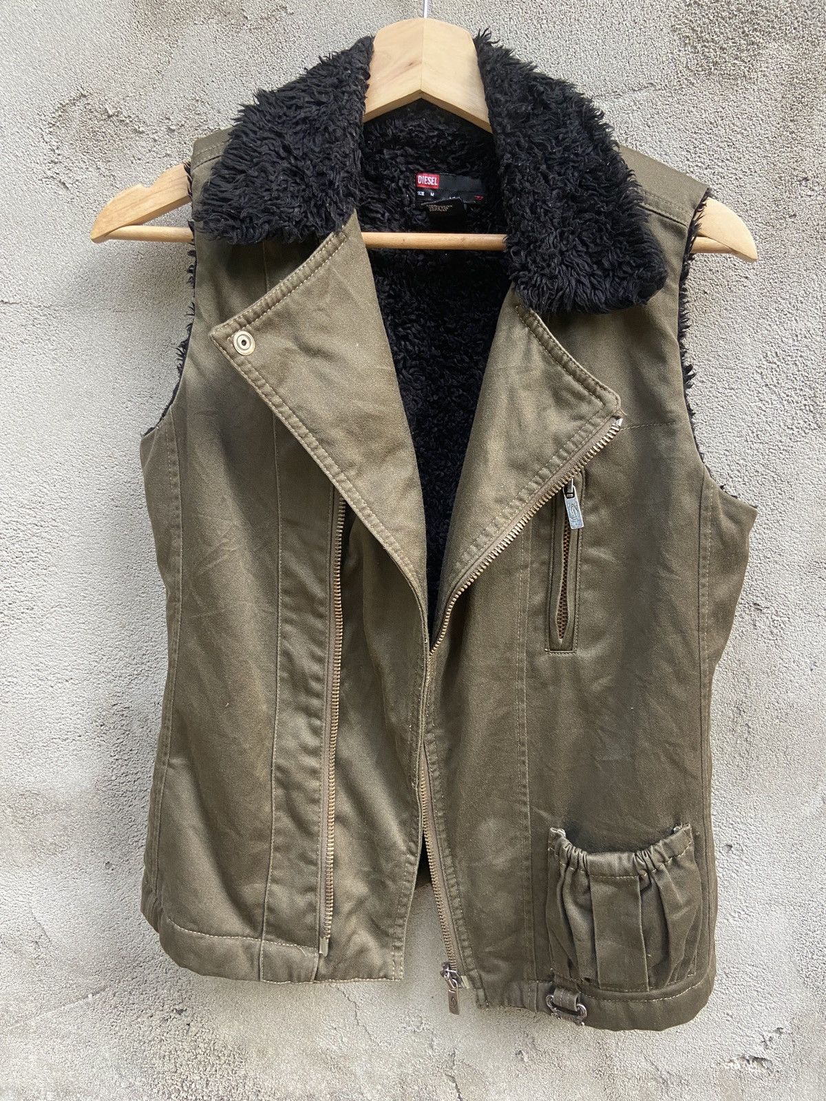 Diesel Vintage Diesel Sherpa Sleeveless Jacket Size M / US 6-8 / IT 42-44 - 4 Thumbnail