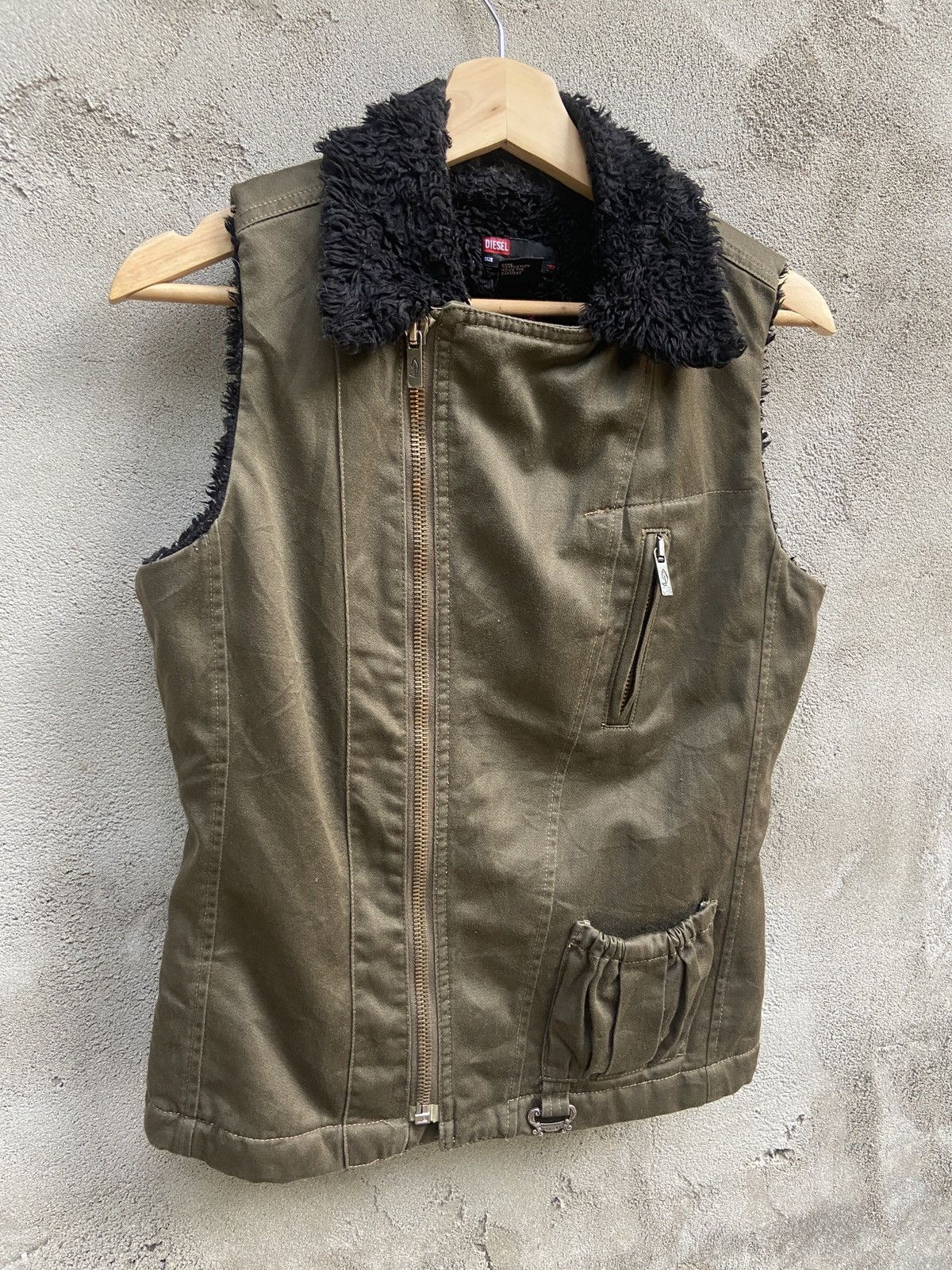 Diesel Vintage Diesel Sherpa Sleeveless Jacket Size M / US 6-8 / IT 42-44 - 3 Thumbnail