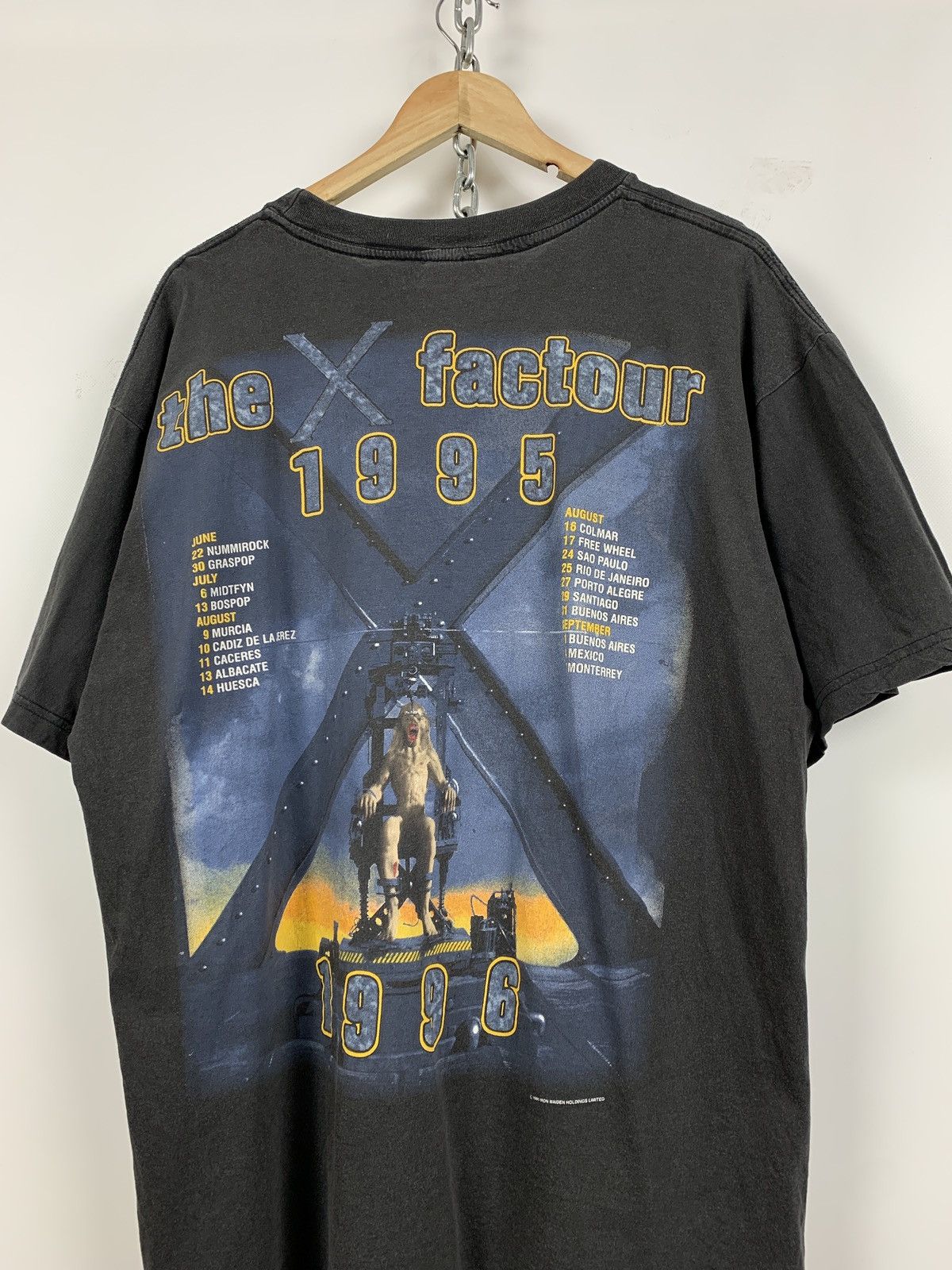 Band Tees 1995 Vintage Iron Maiden The X Factor Tour Very Rare T-Shirt Size US XXL / EU 58 / 5 - 19 Thumbnail