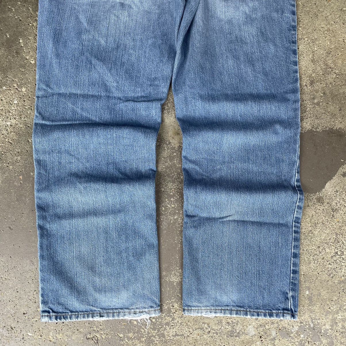 Carhartt × Vintage VINTAGE Y2K CARHARTT LIGHT WASH FADED ESSENTIAL DENIM JEANS Size US 38 / EU 54 - 3 Thumbnail