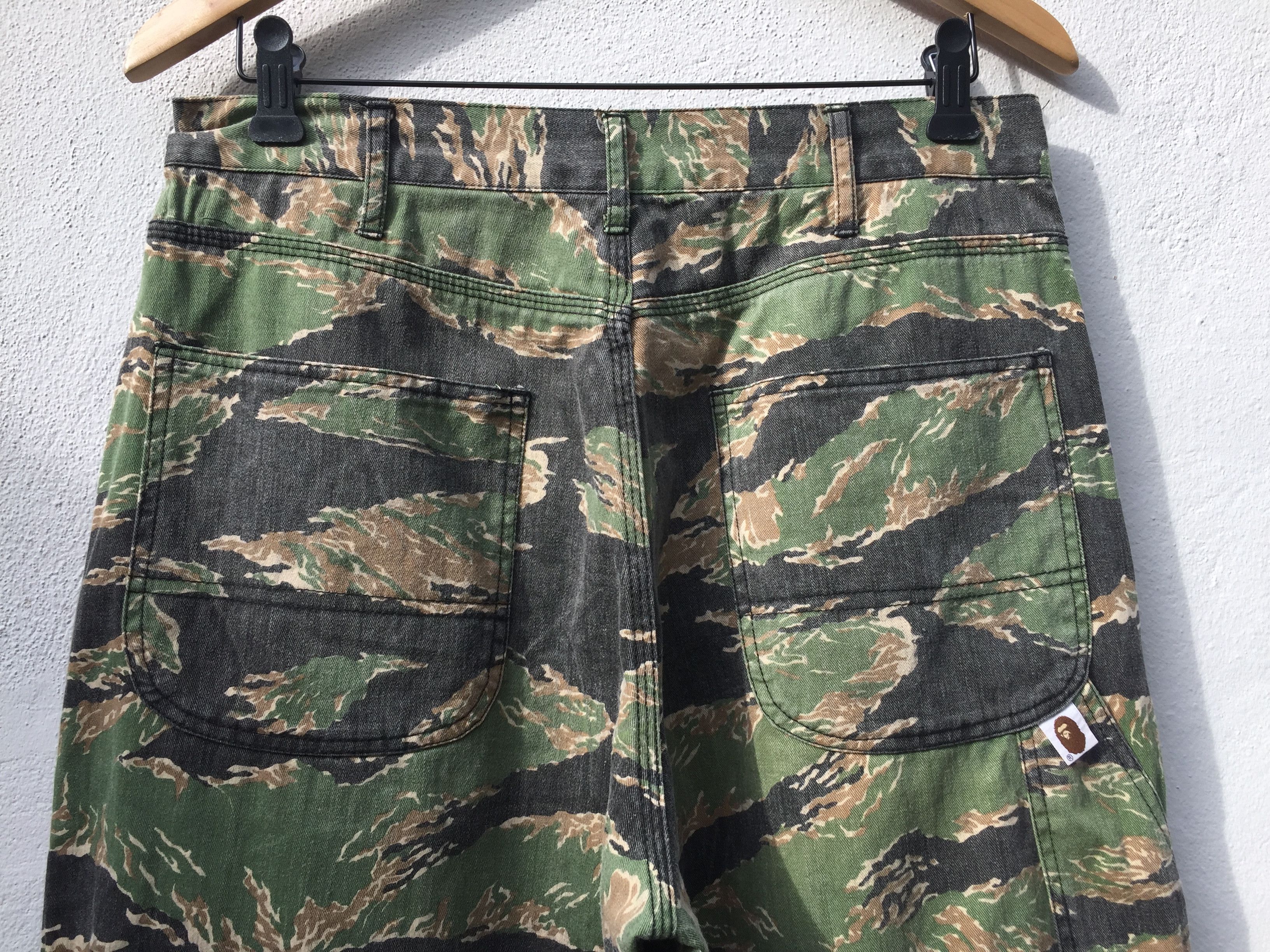 Bape Tiger Camo Pants Size US 32 / EU 48 - 10 Thumbnail