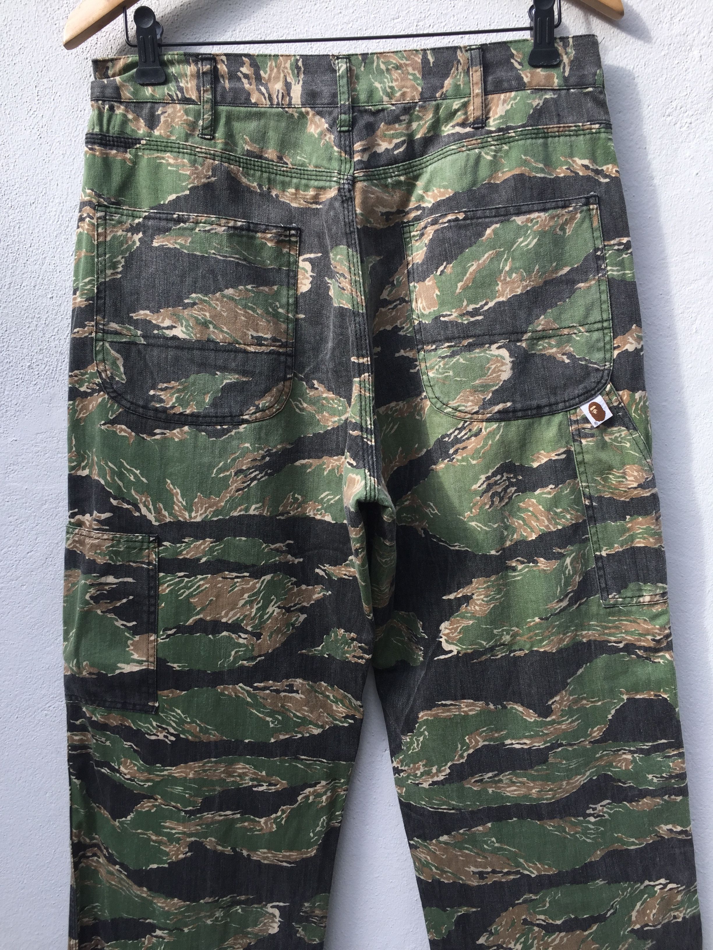 Bape Tiger Camo Pants Size US 32 / EU 48 - 9 Thumbnail