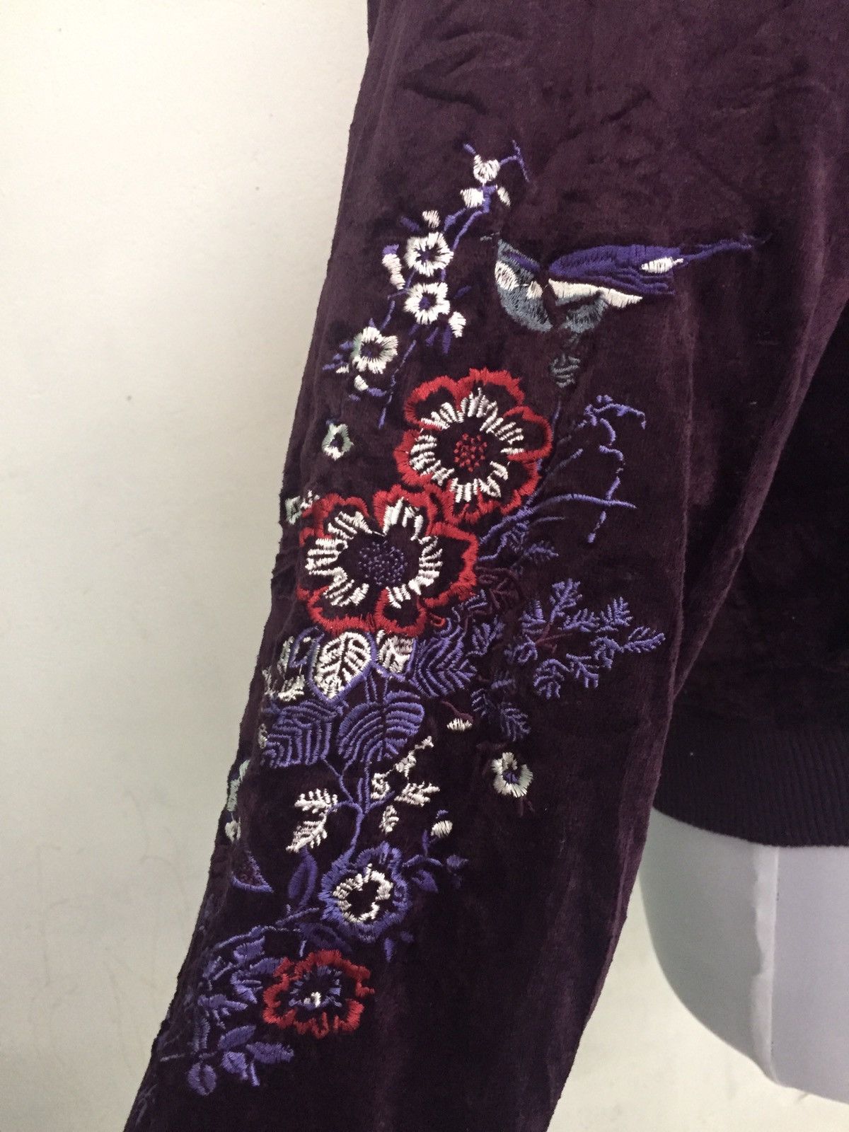 Japanese Brand Velvet Flowers Birds Sukajan Style Jacket Size US S / EU 44-46 / 1 - 6 Thumbnail