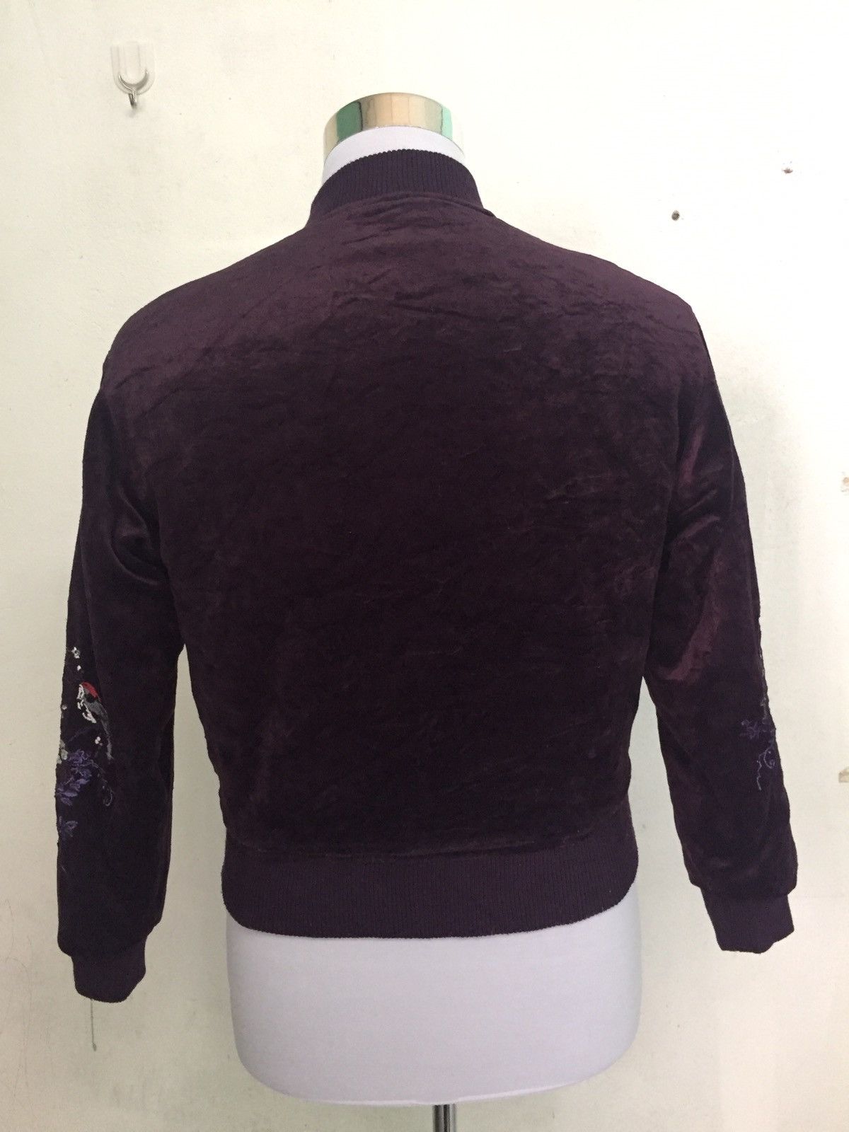 Japanese Brand Velvet Flowers Birds Sukajan Style Jacket Size US S / EU 44-46 / 1 - 4 Thumbnail
