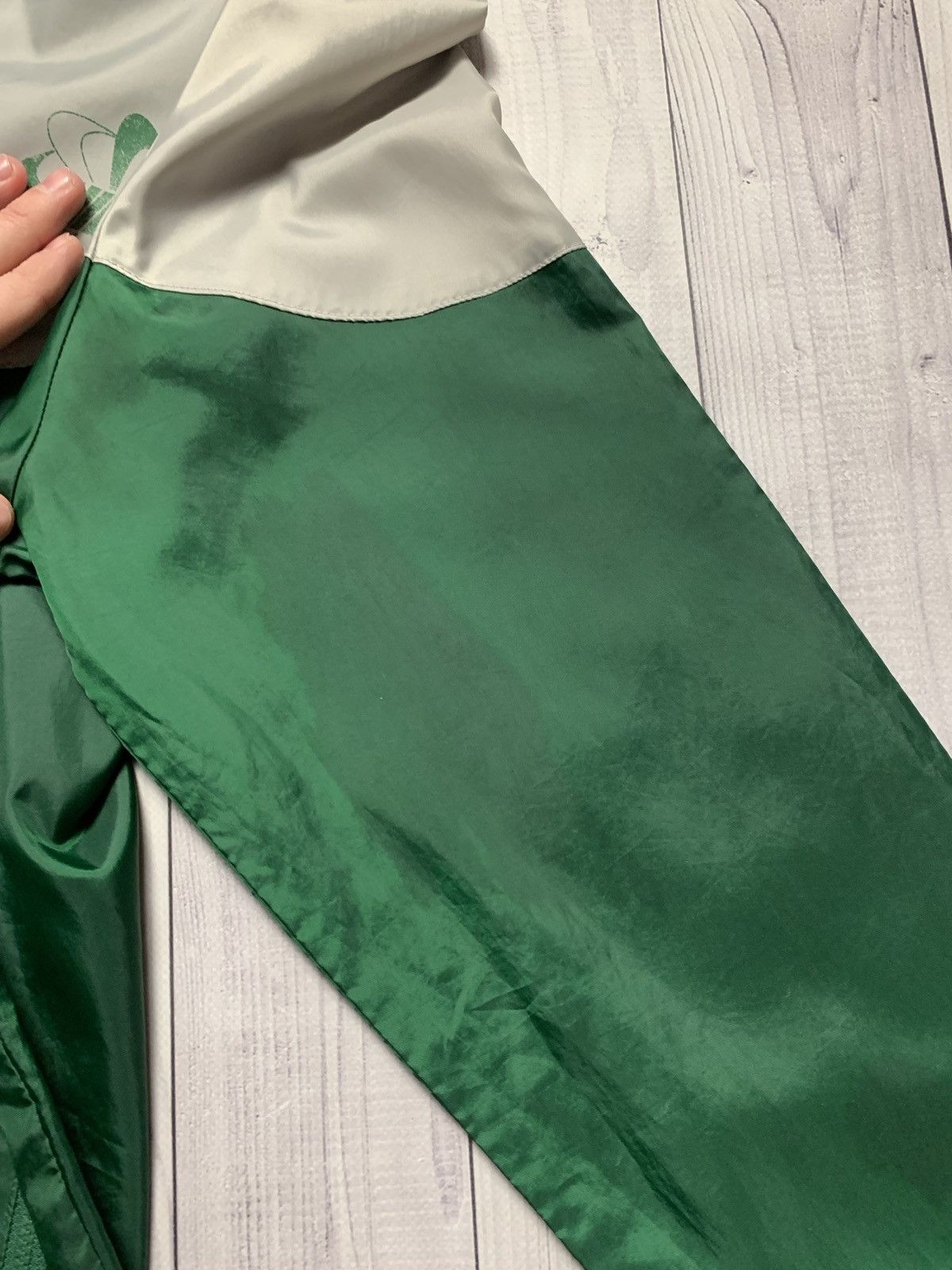 Nike × Vintage Vintage Nike track light jacket size M green rare logo Size US M / EU 48-50 / 2 - 6 Thumbnail