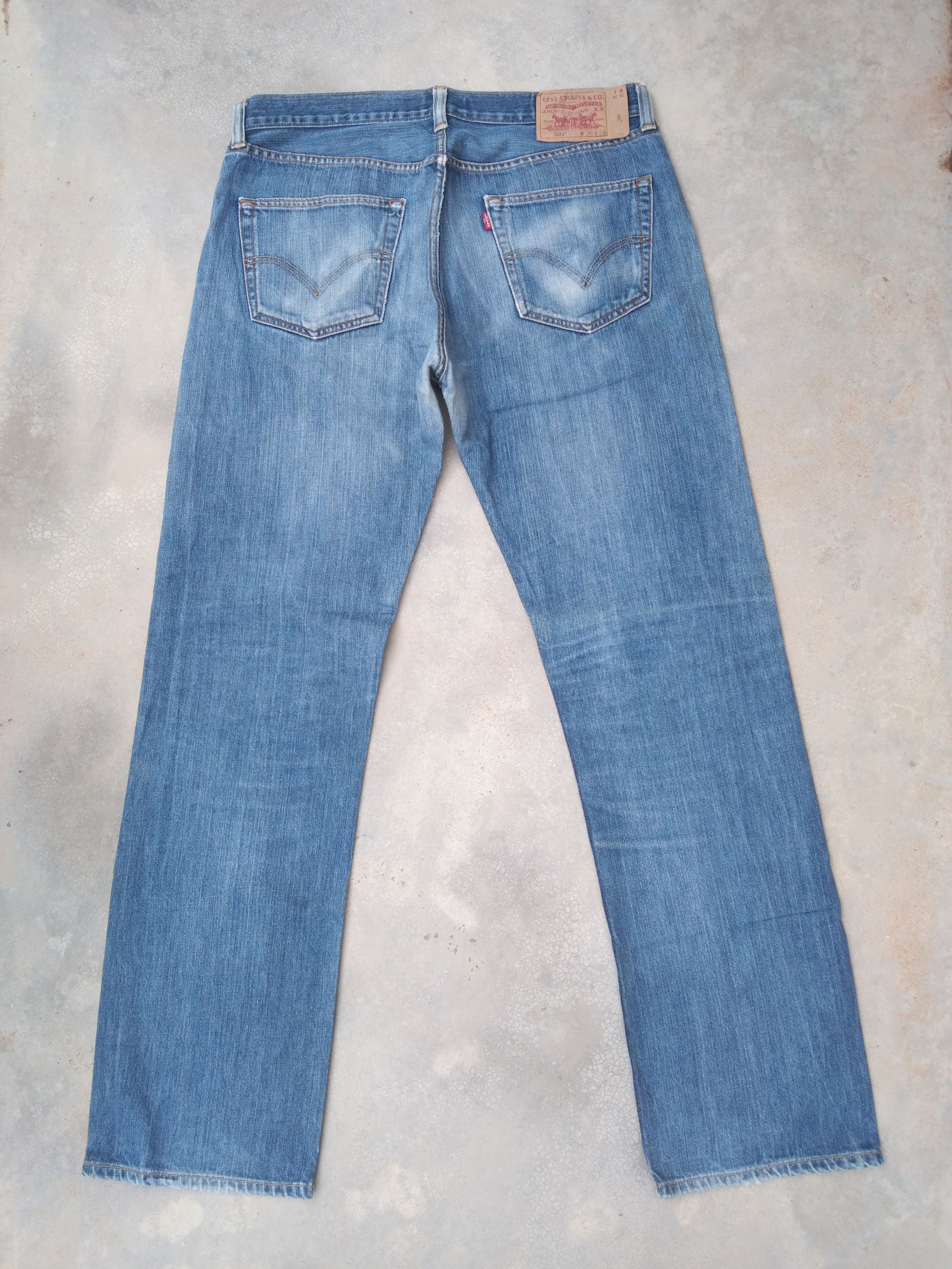 Levi's Vintage Levi's 501 Faded Blue Distressed Jeans 36x33 Size US 36 / EU 52 - 2 Thumbnail